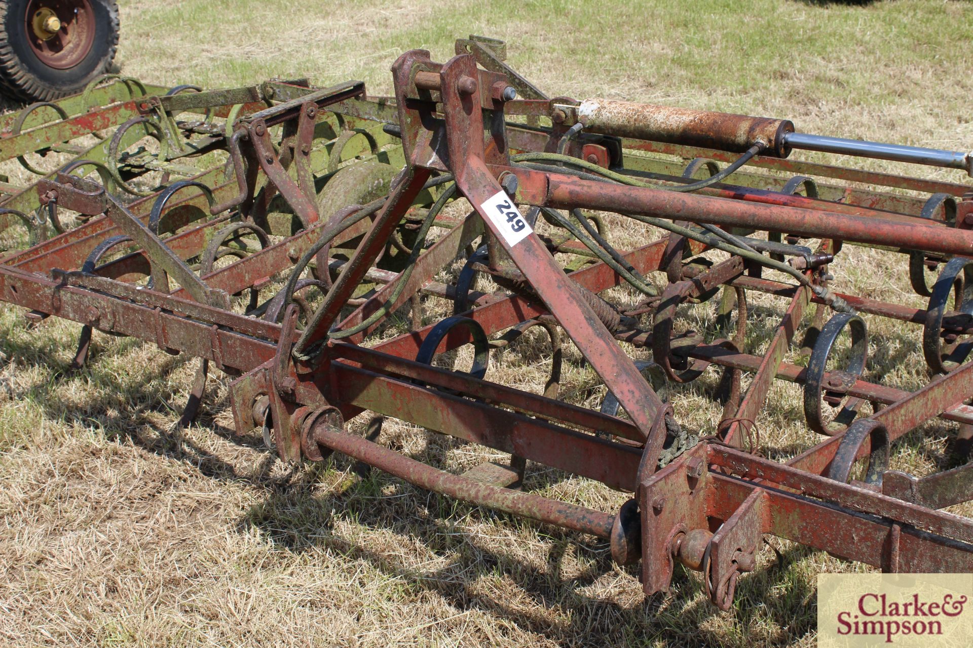 **CATALOGUE CHANGE** Kongsklide 18ft Triple-K hydraulic folding mounted spring tines. With depth - Image 5 of 11