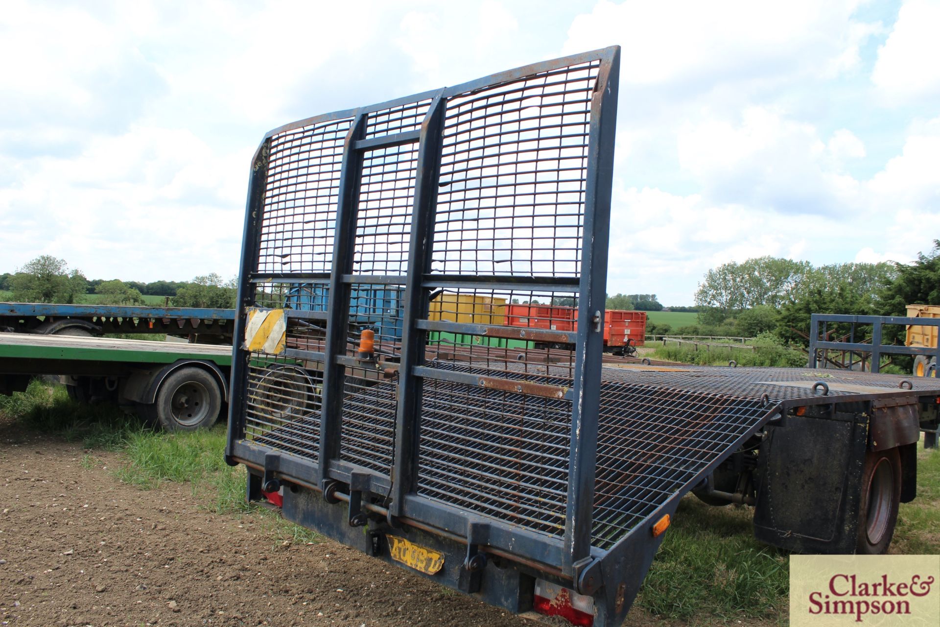 27ft single axle beaver tail trailer. Ex-lorry conversion. With full width mesh ramp and air brakes. - Image 10 of 12