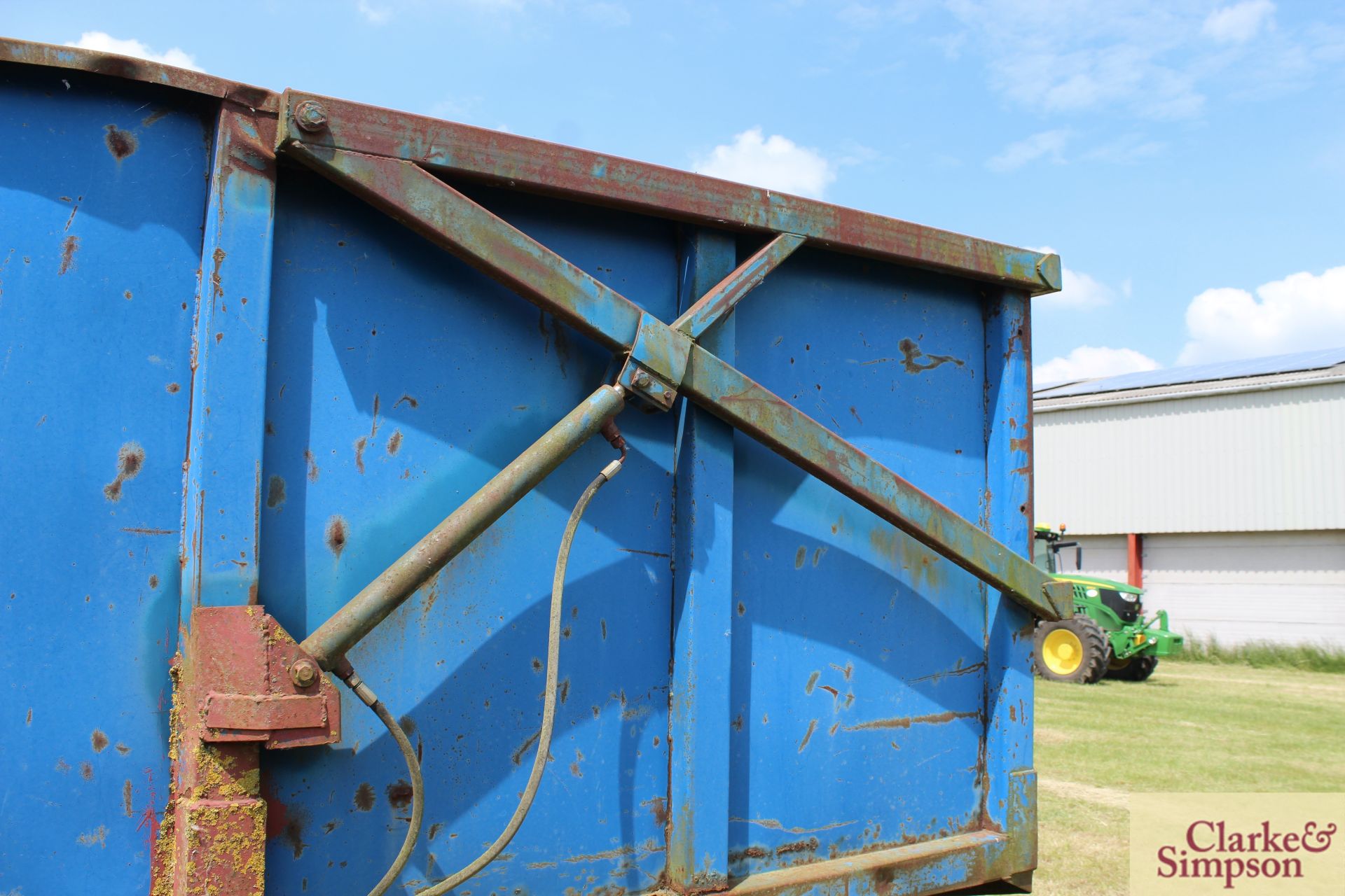 Marston 10T twin axle tipping trailer. Serial number 10/2290. With hydraulic tail gate. LH - Image 9 of 16