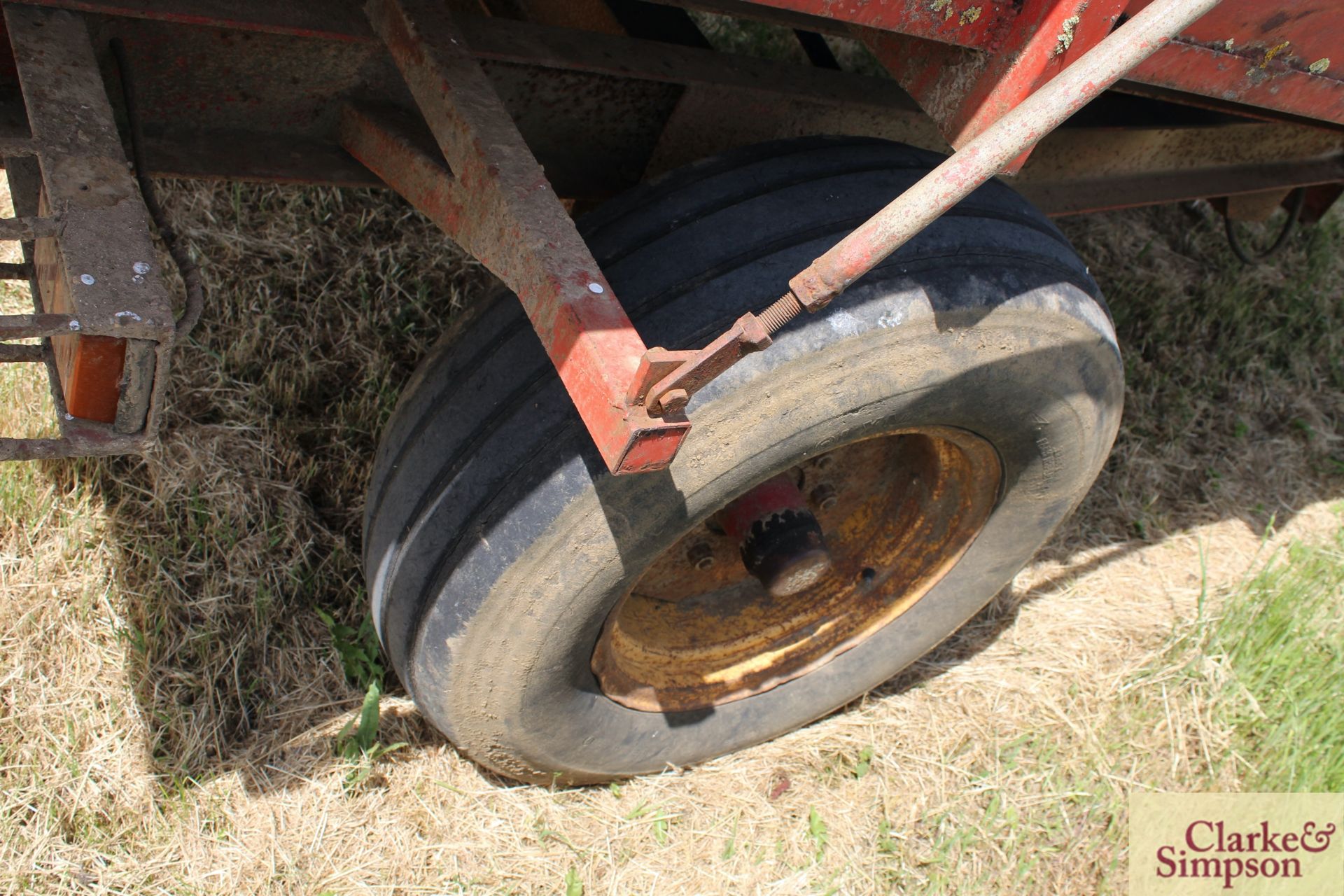 Massey Ferguson 5T single axle tipping trailer. With auto tailgate. LV - Image 13 of 17