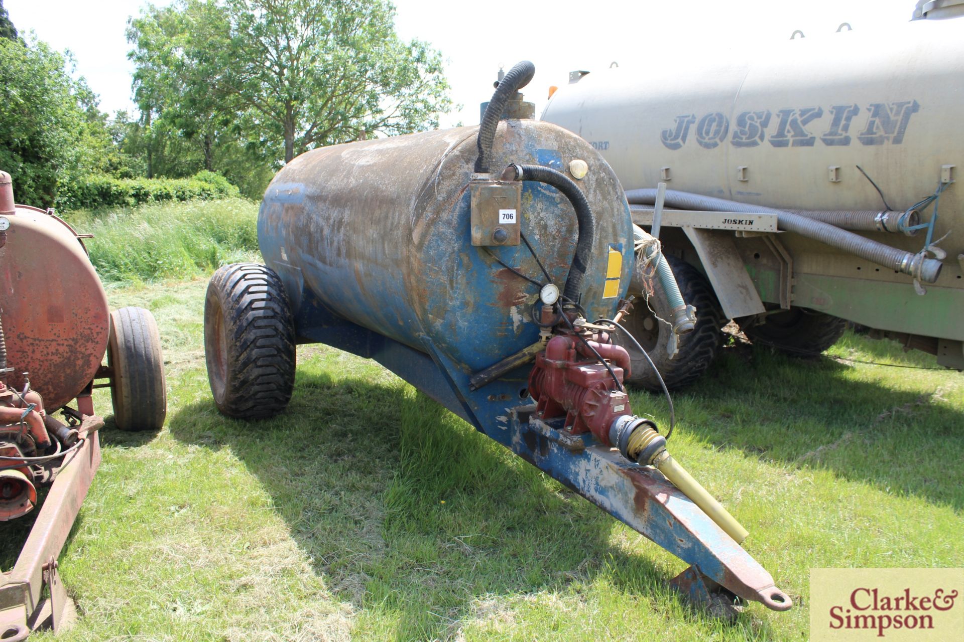 Marston 1,100G single axle slurry tanker. Model VT1100. 1997. Serial number 205761. LV