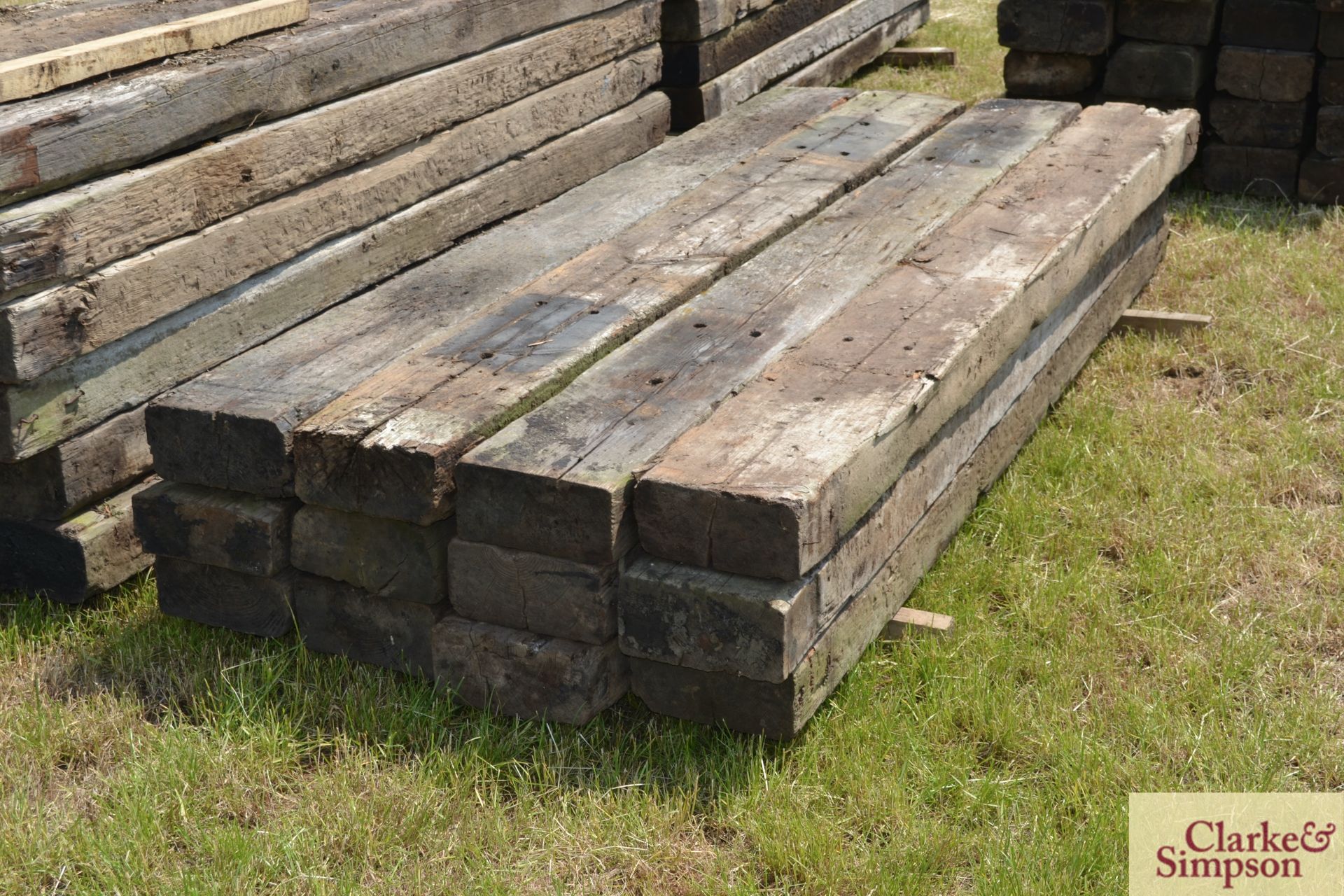 12x reclaimed sleepers. M - Image 2 of 2