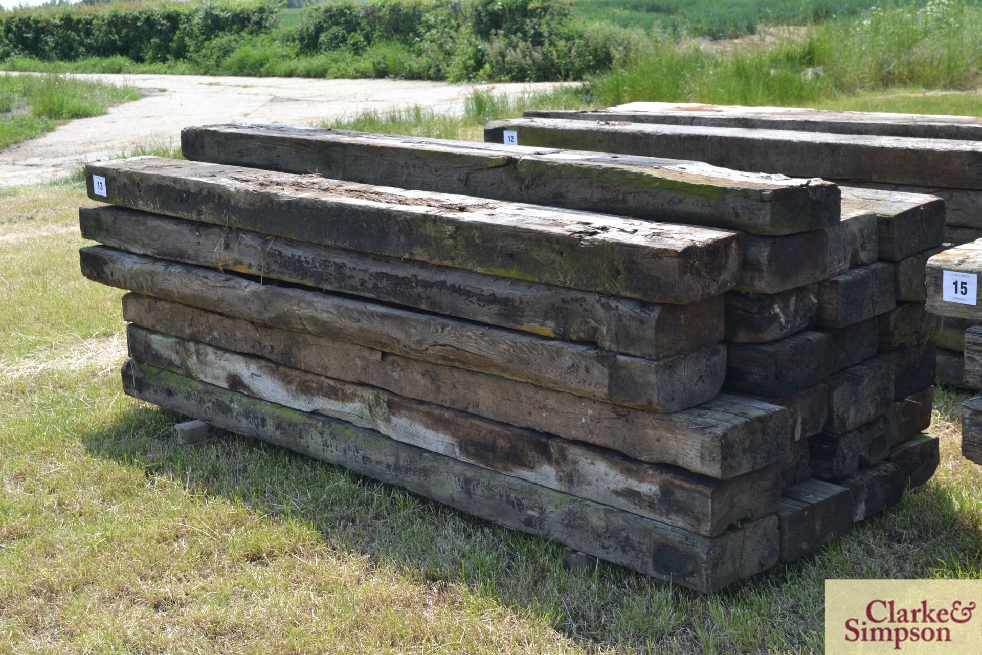 25x reclaimed sleepers. M - Image 2 of 2