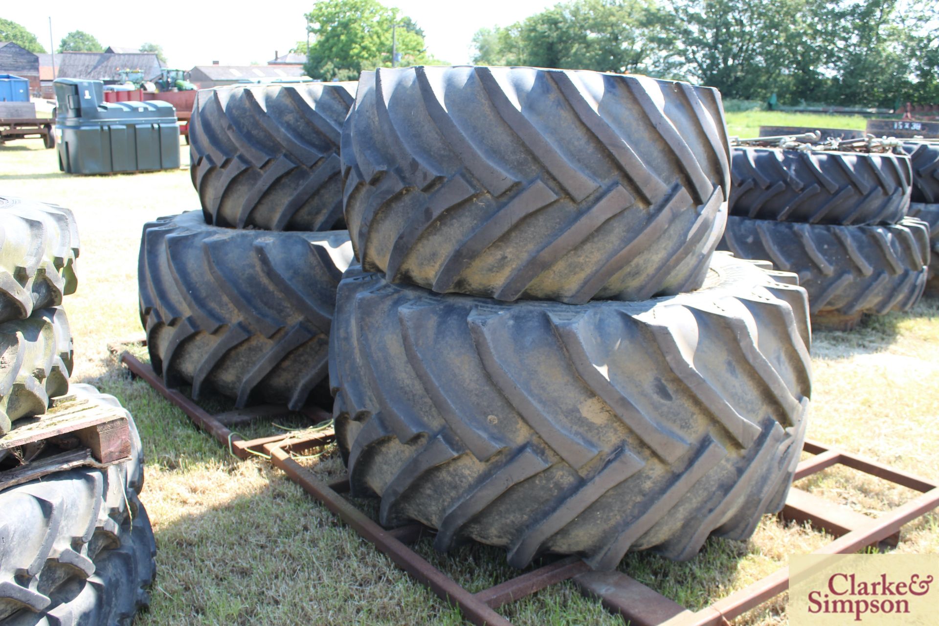 Set of wheels and tyres to fit New Holland. Comprising 850/50-38 rears @ 70% and 750/45-30.5 - Image 3 of 6