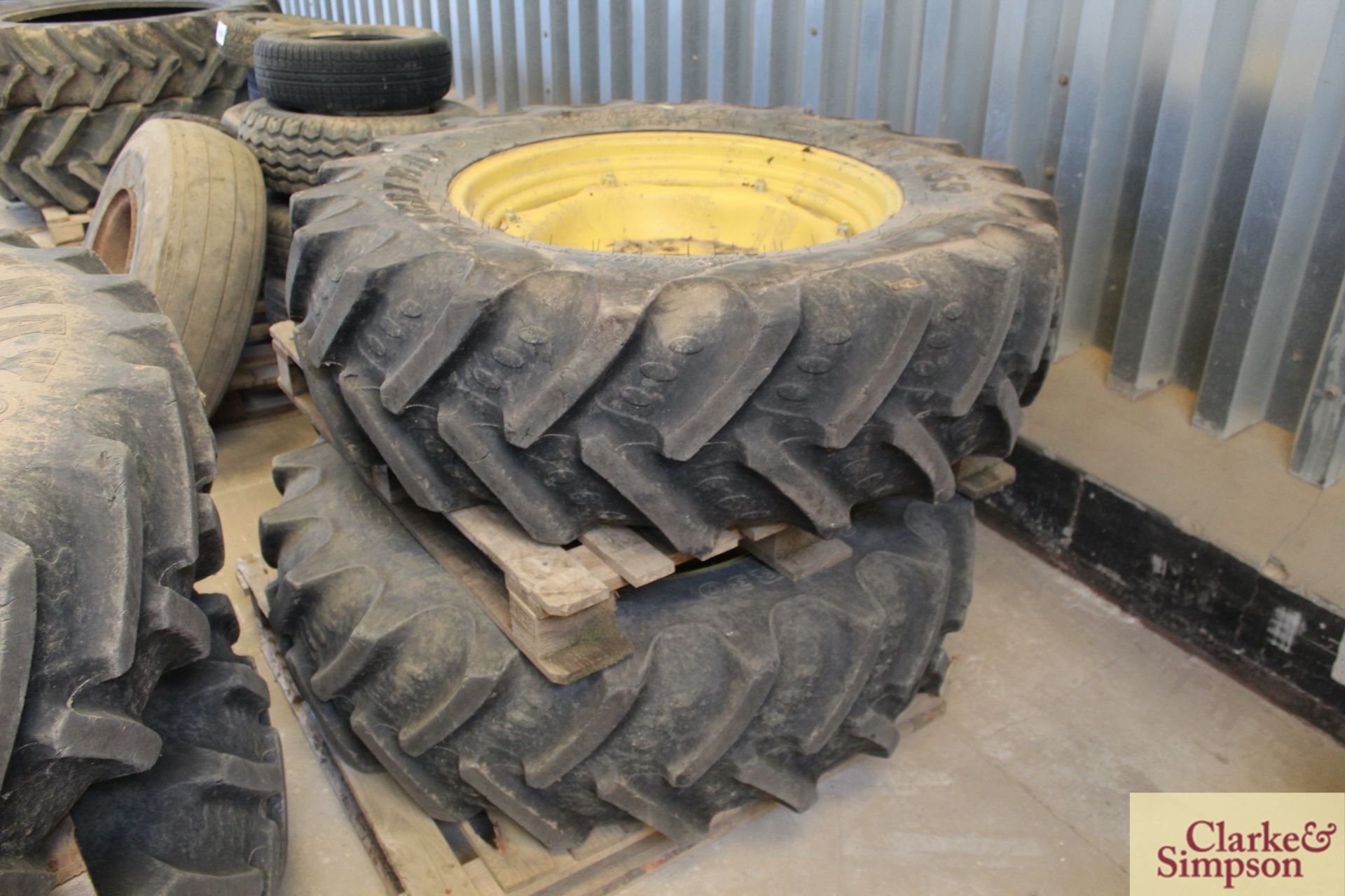 Set of row crop wheels and tyres to fit John Deere - Image 3 of 6