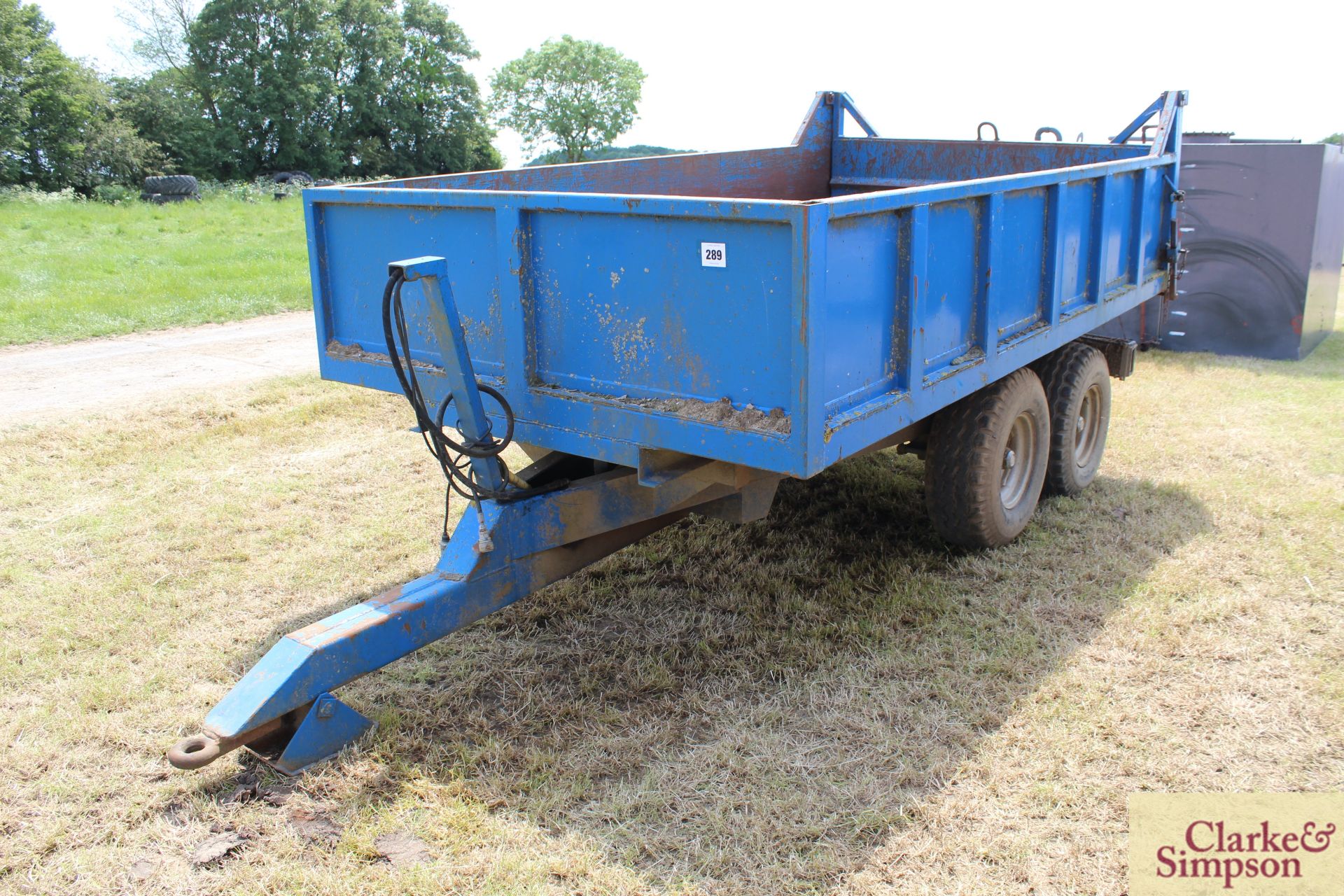 c. 8T farm made twin axle tipping trailer. LH - Image 2 of 12