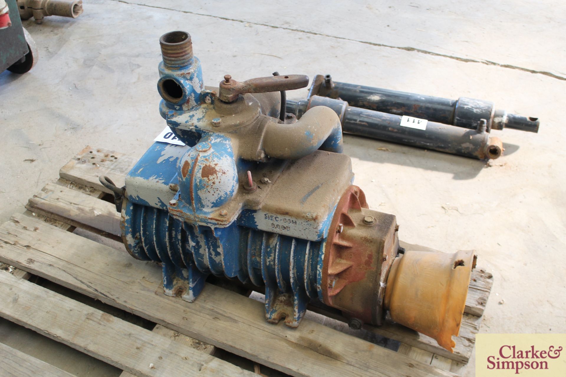 Slurry tanker pump. LV - Image 3 of 3