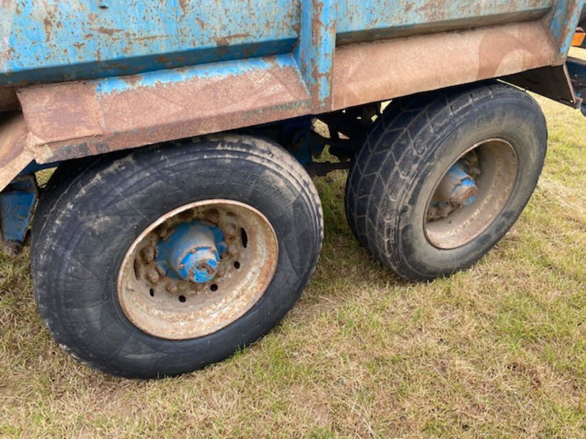 Stewart 15T low sided twin axle tipping trailer. M - Image 11 of 25