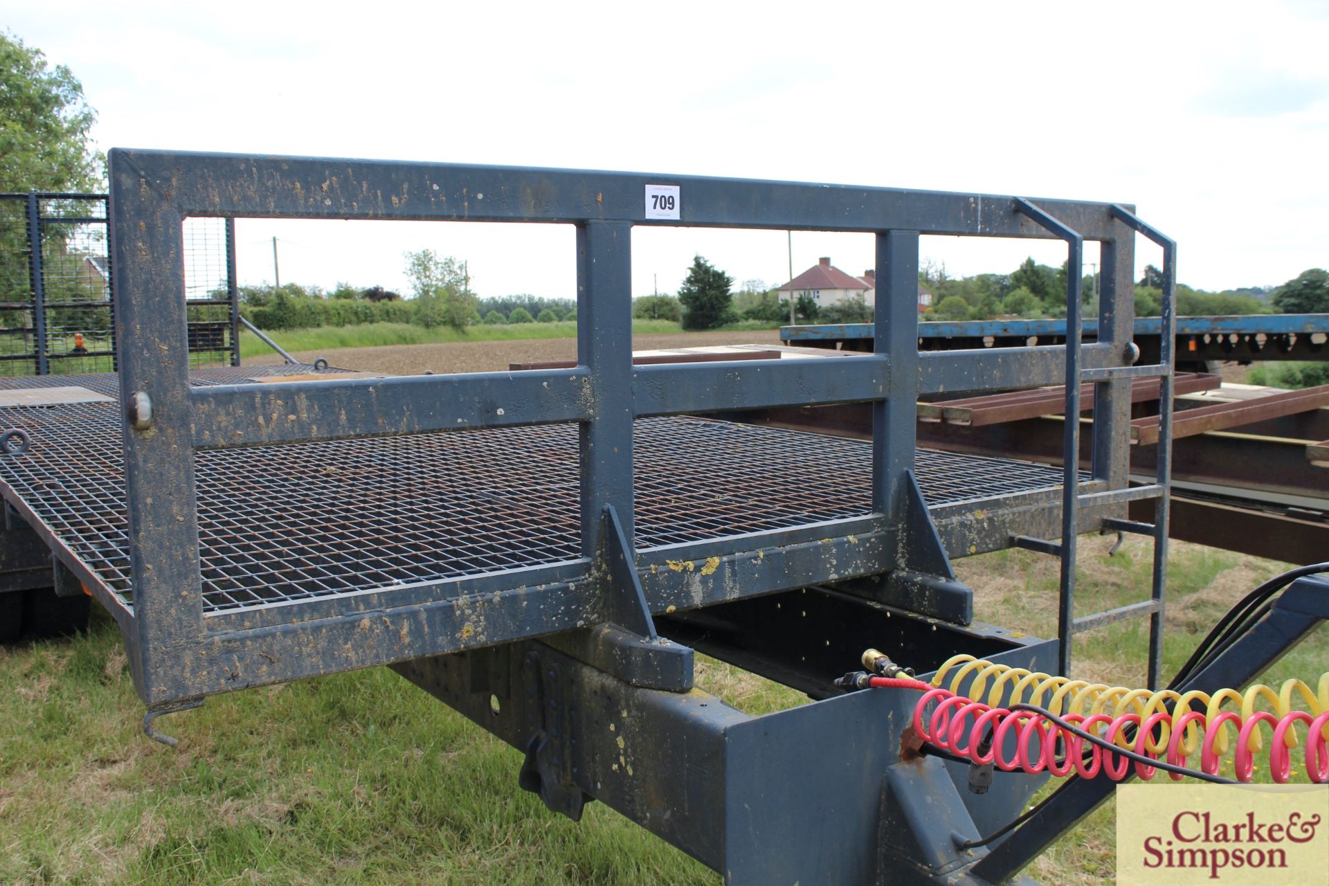 27ft single axle beaver tail trailer. Ex-lorry conversion. With full width mesh ramp and air brakes. - Image 7 of 12