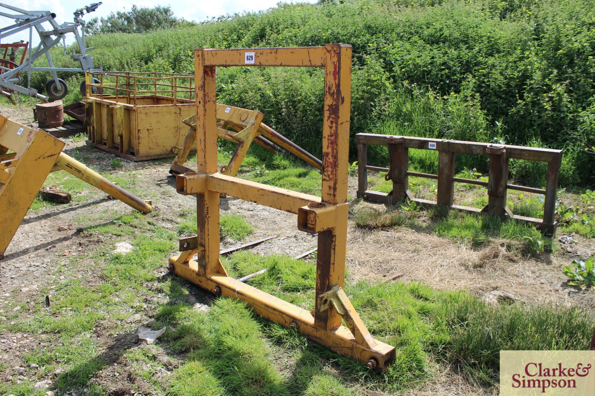 Farm made big bale spike. Matbro cone and pin brackets. LV - Image 2 of 8