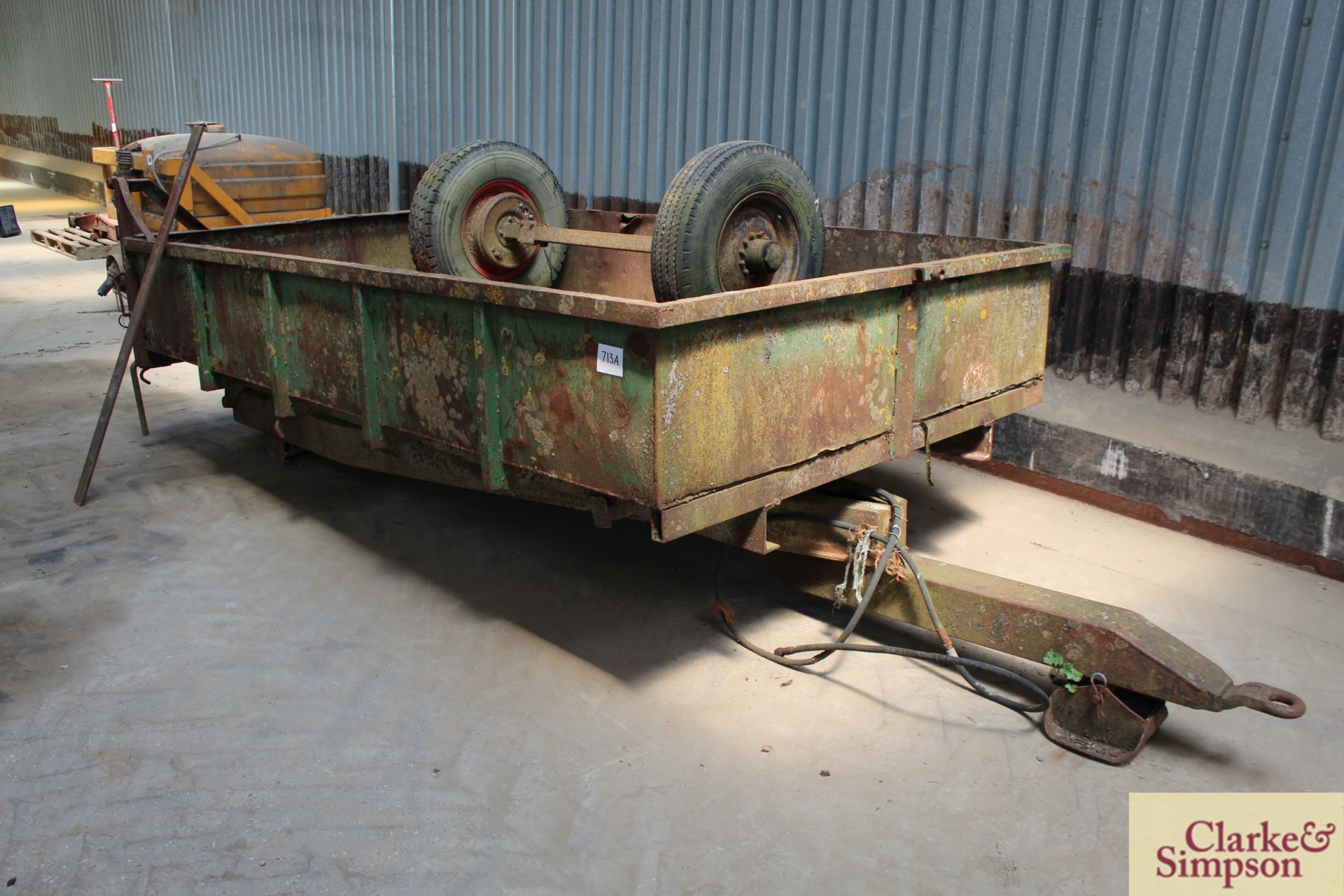 3T single axle tipping trailer (requires repair). - Image 2 of 6
