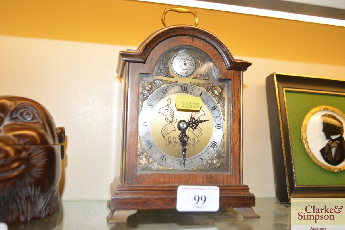 A Tempus Fugit mantle clock