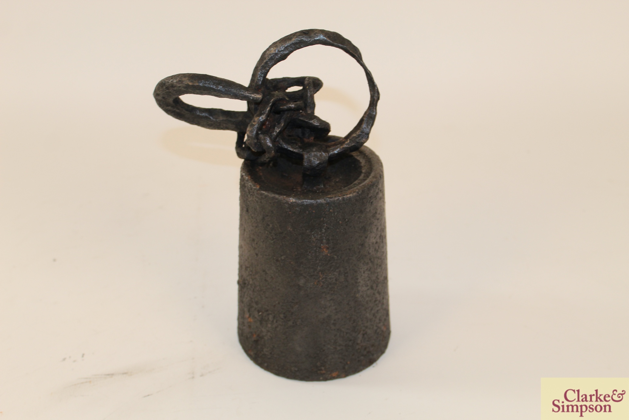 A cast iron boot scraper and a cast iron weight w - Image 6 of 6