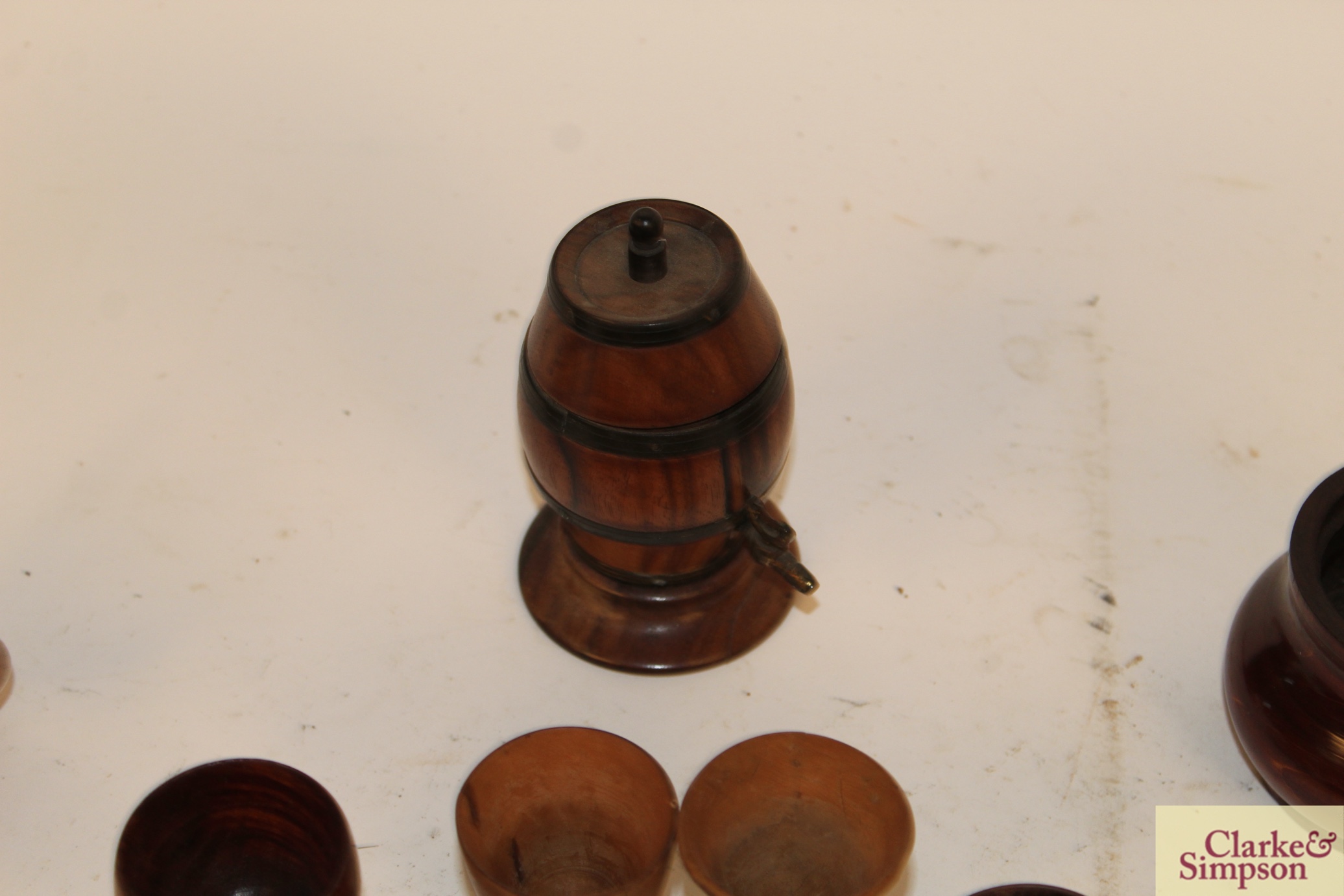 Miscellaneous 19th Century treen to include thread - Image 3 of 10