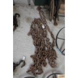 A long length of heavy duty chain approx. 33ft