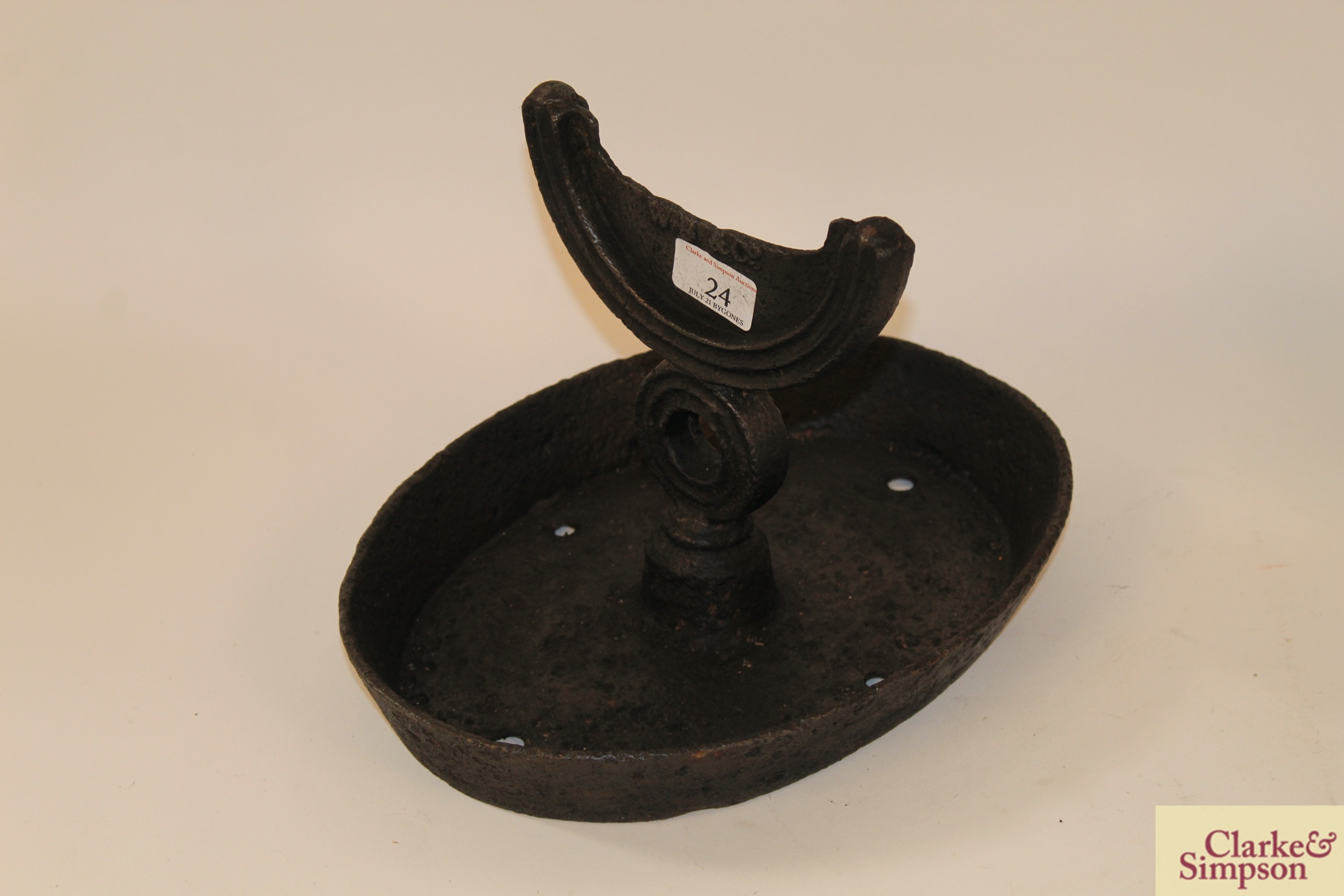 A cast iron boot scraper and a cast iron weight w - Image 3 of 6