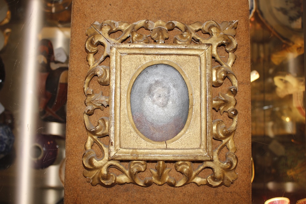 A pair of 18th Century miniature portraits, possibly Elizabeth I and Walter Raleigh contained in - Image 3 of 12