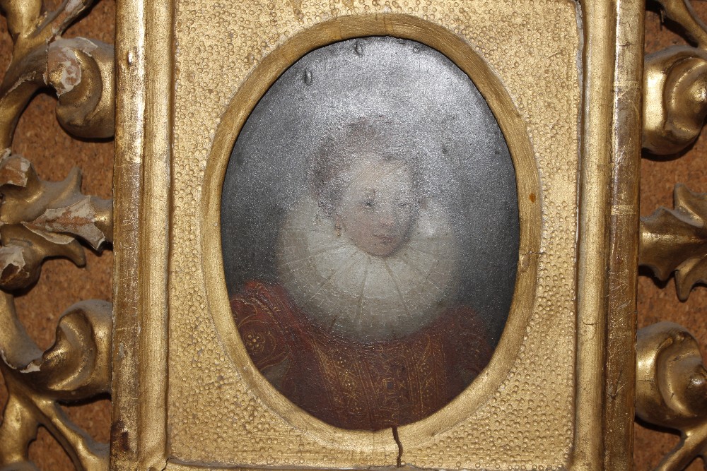 A pair of 18th Century miniature portraits, possibly Elizabeth I and Walter Raleigh contained in - Image 6 of 12