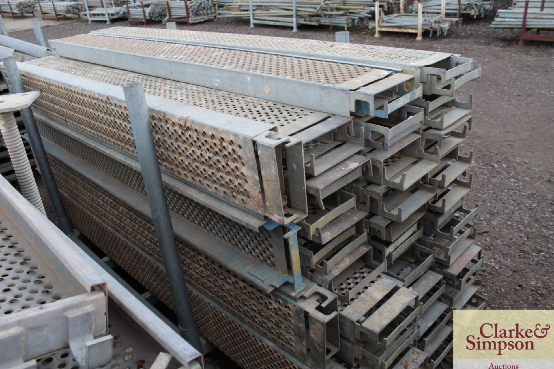 Stillage of Haki Scaffolding Steel Planks. Mainly 2500. - Image 4 of 6
