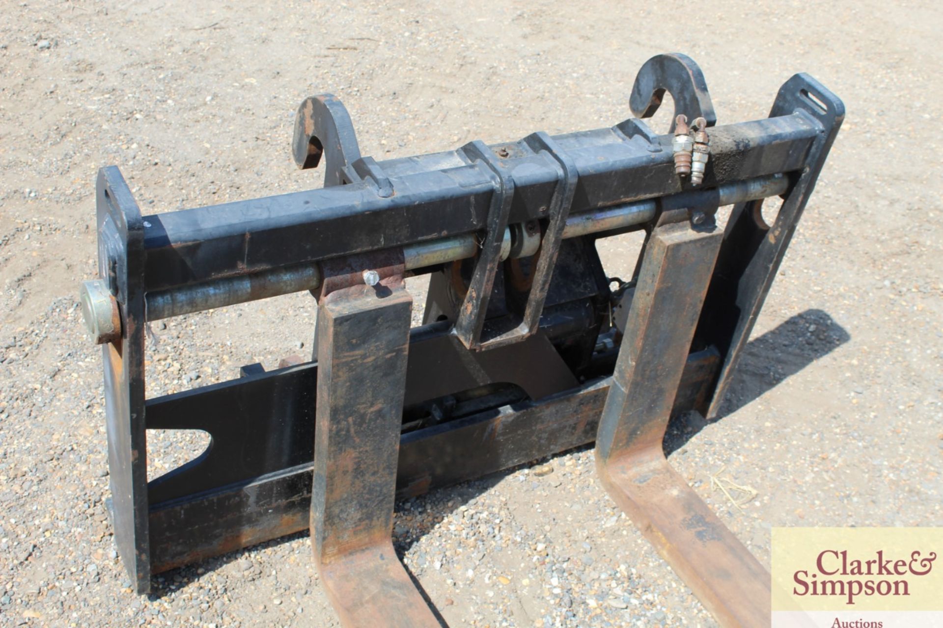 Set of pallet tines with side shift. Dieci brackets. Owned from new. - Image 8 of 10