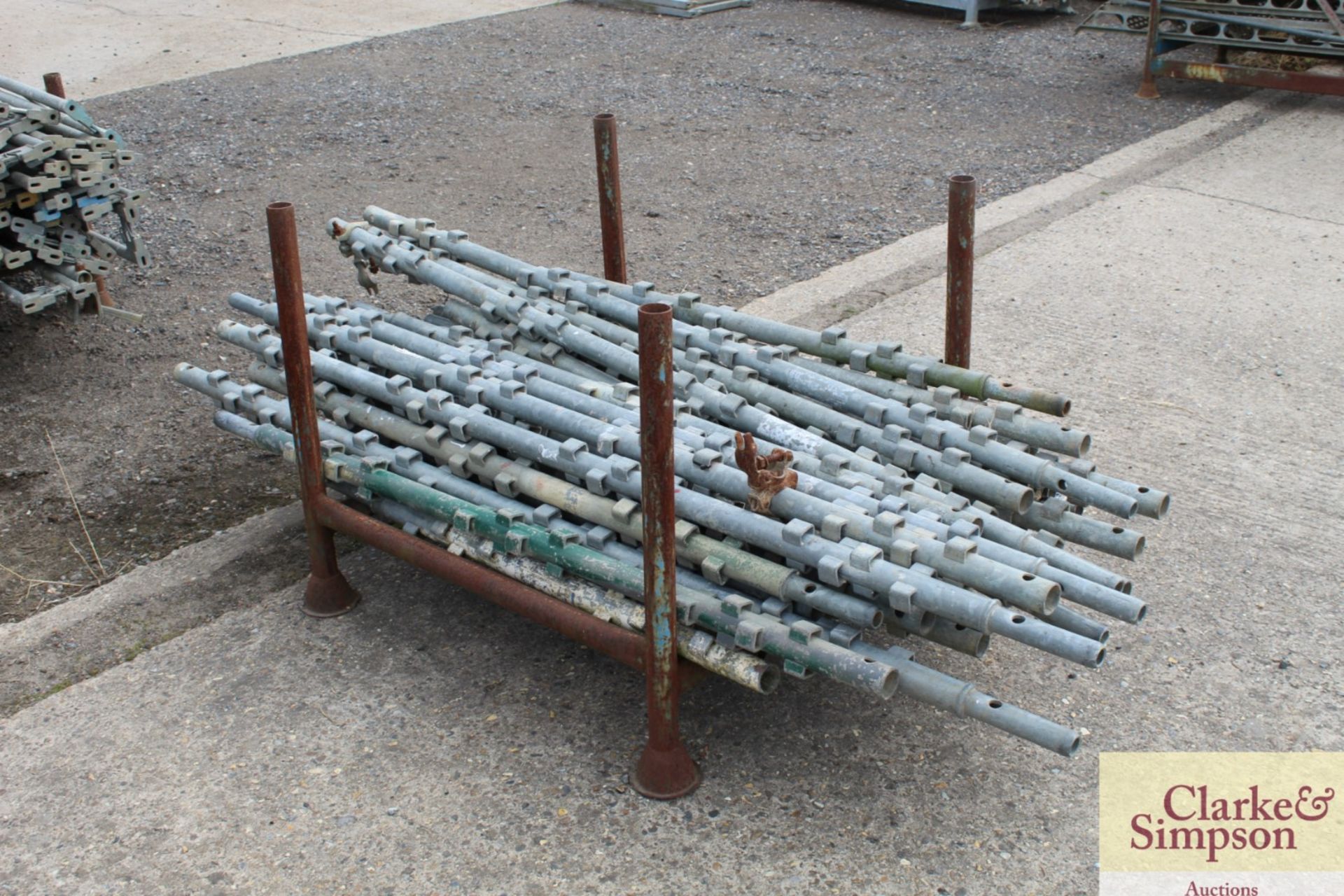 Stillage of Haki Scaffolding Standard S uprights. Mainly 1.5m. - Image 4 of 6