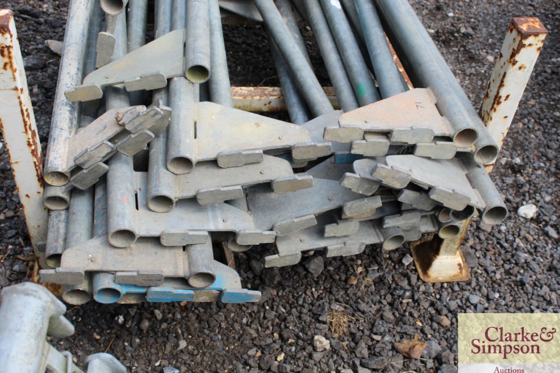 Stillage of Haki Scaffolding Single Tube Beams. Mainly 1010. - Image 5 of 6