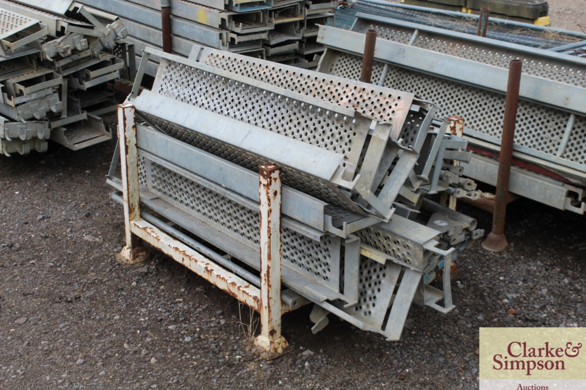 Stillage of Haki Scaffolding components. To include 1250 Steel Planks, Single Tube Beams, Ledger - Image 2 of 5