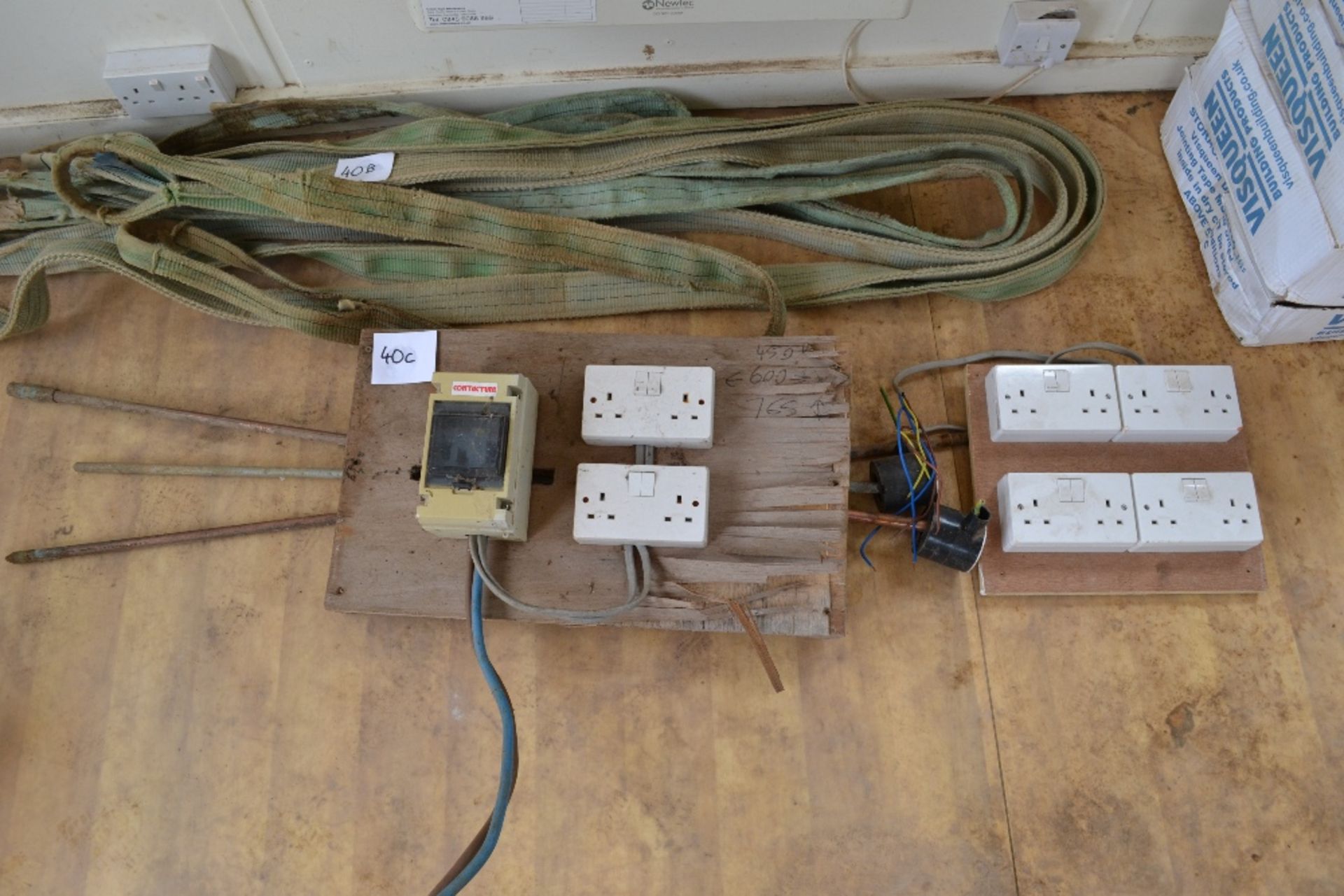 Earth stakes & distribution board.