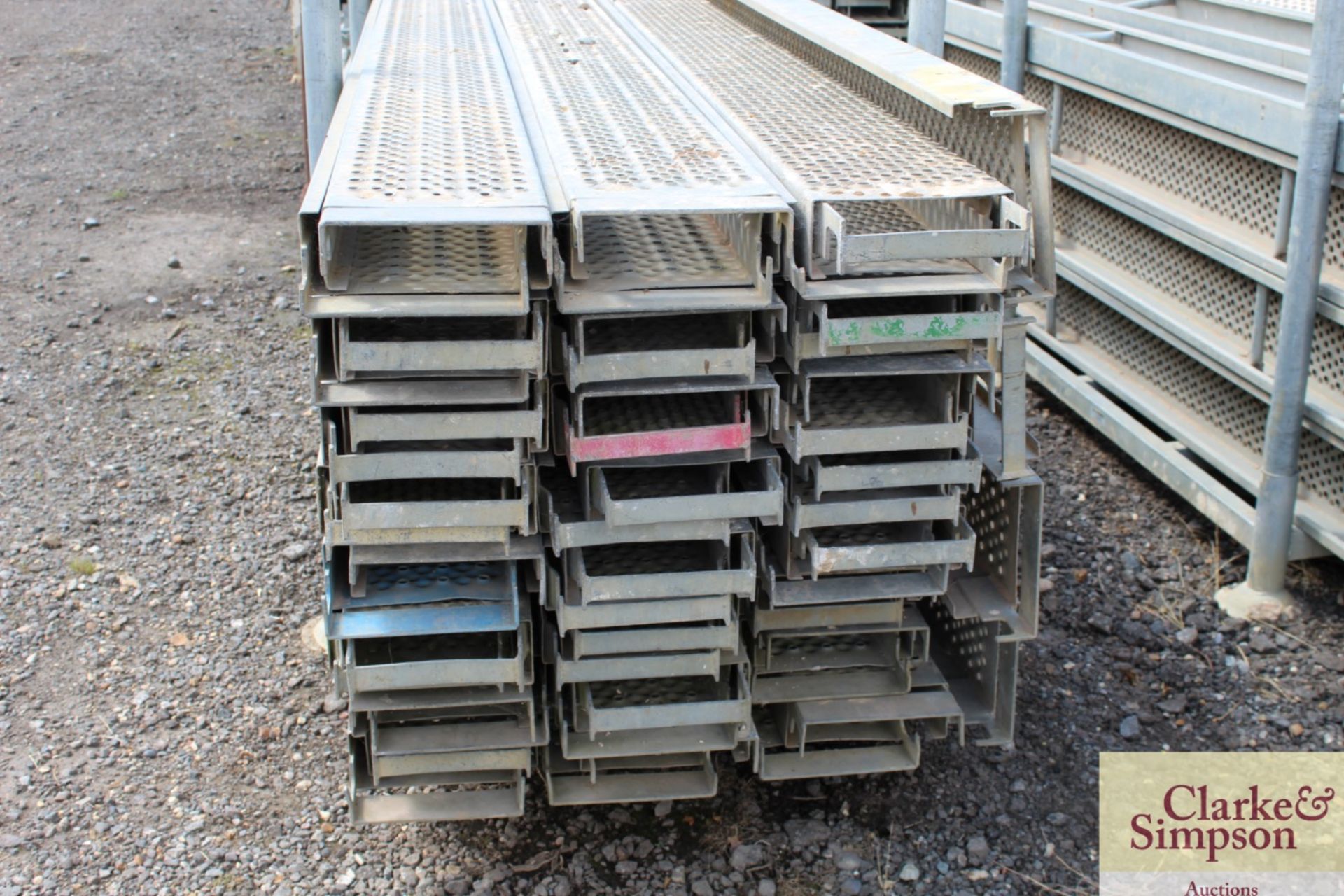 Stillage of Haki Scaffolding Steel Planks. Mainly 3050. - Image 6 of 6