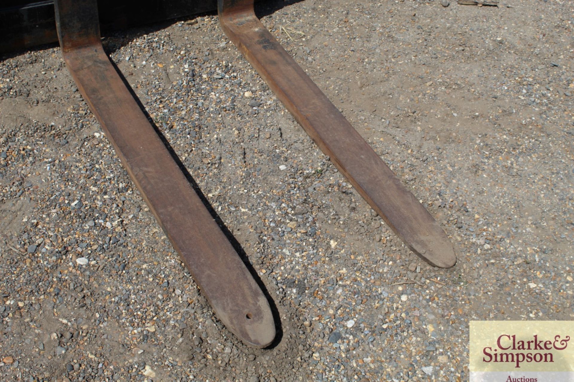 Set of pallet tines with side shift. Dieci brackets. Owned from new. - Image 10 of 10