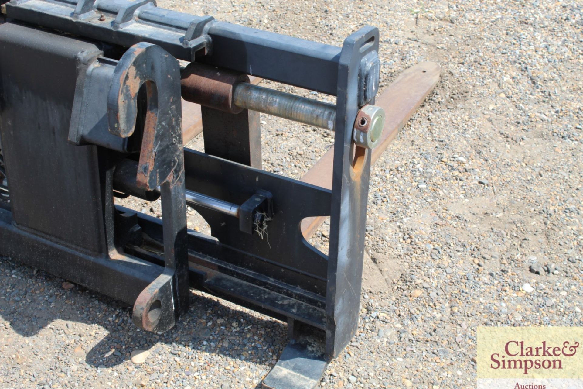 Set of pallet tines with side shift. Dieci brackets. Owned from new. - Image 7 of 10