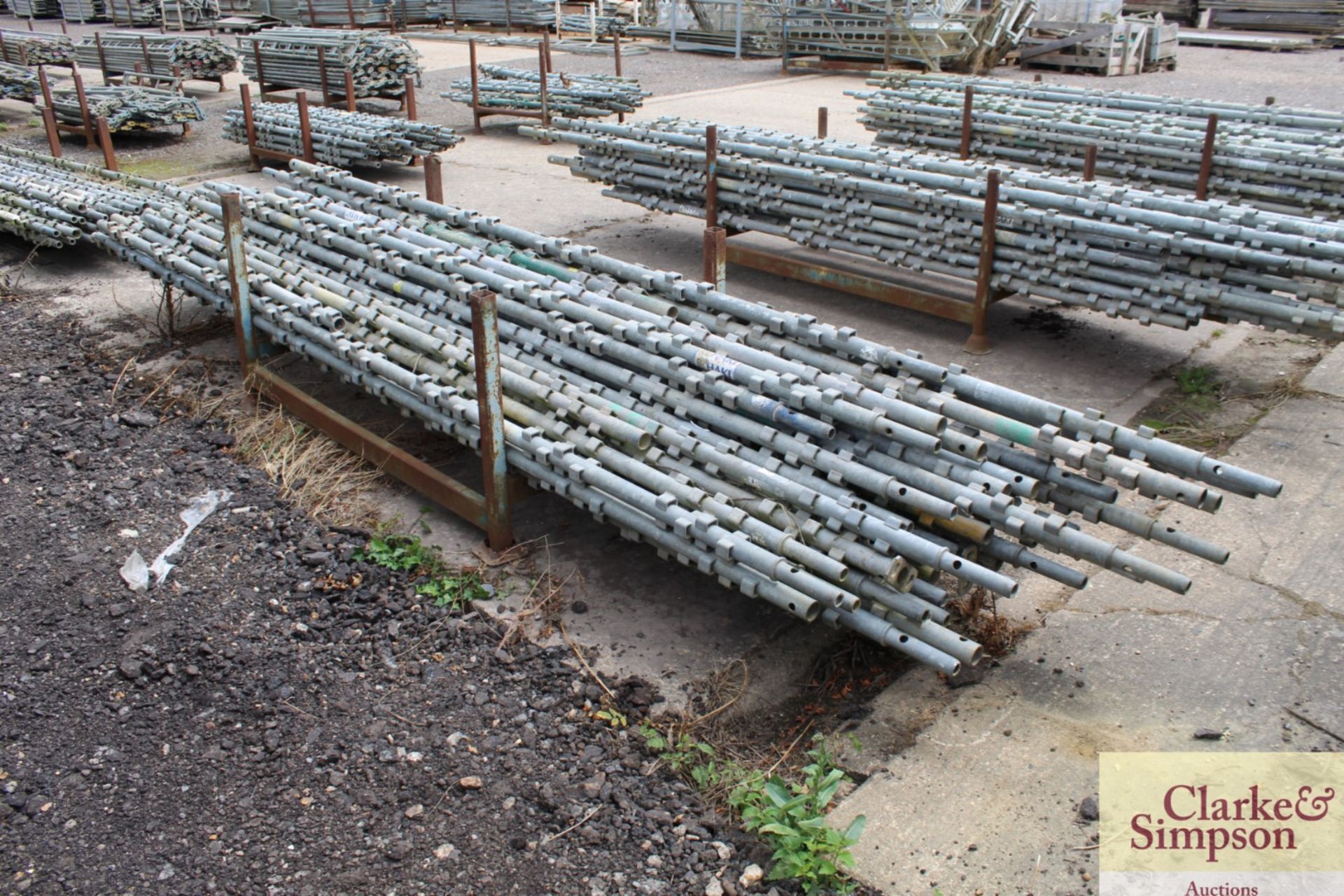 Stillage of Haki Scaffolding Standard S uprights. Mainly 3m & 4m. - Image 4 of 6