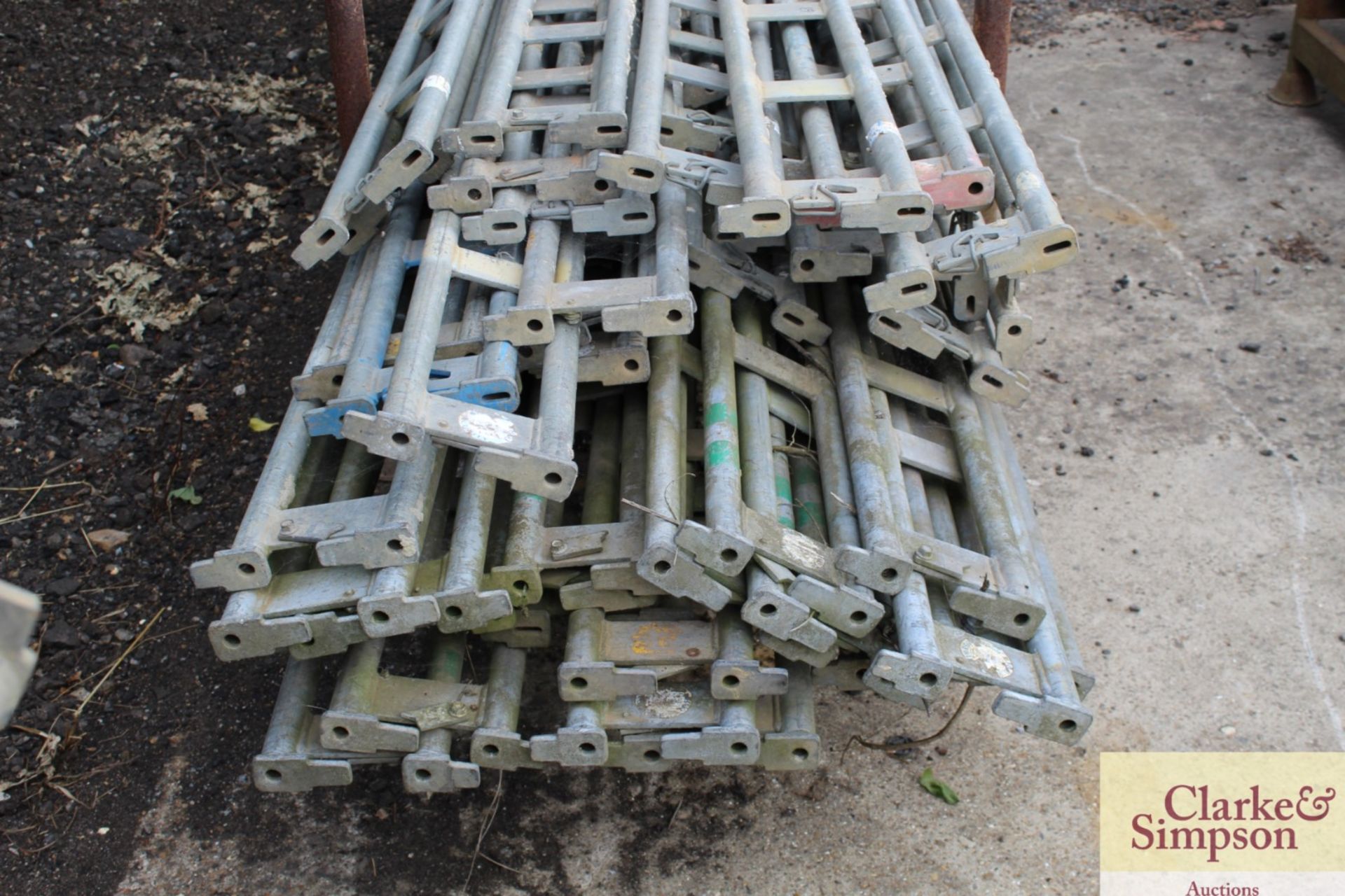 Stillage of mixed Haki Scaffolding Ledger Beams. - Image 5 of 6