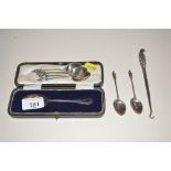 Six silver Apostle teaspoons; a cased silver teasp