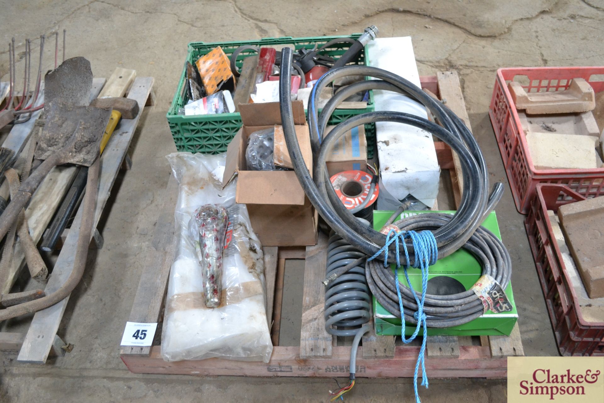 Pallet of various trailer and vehicle spares.