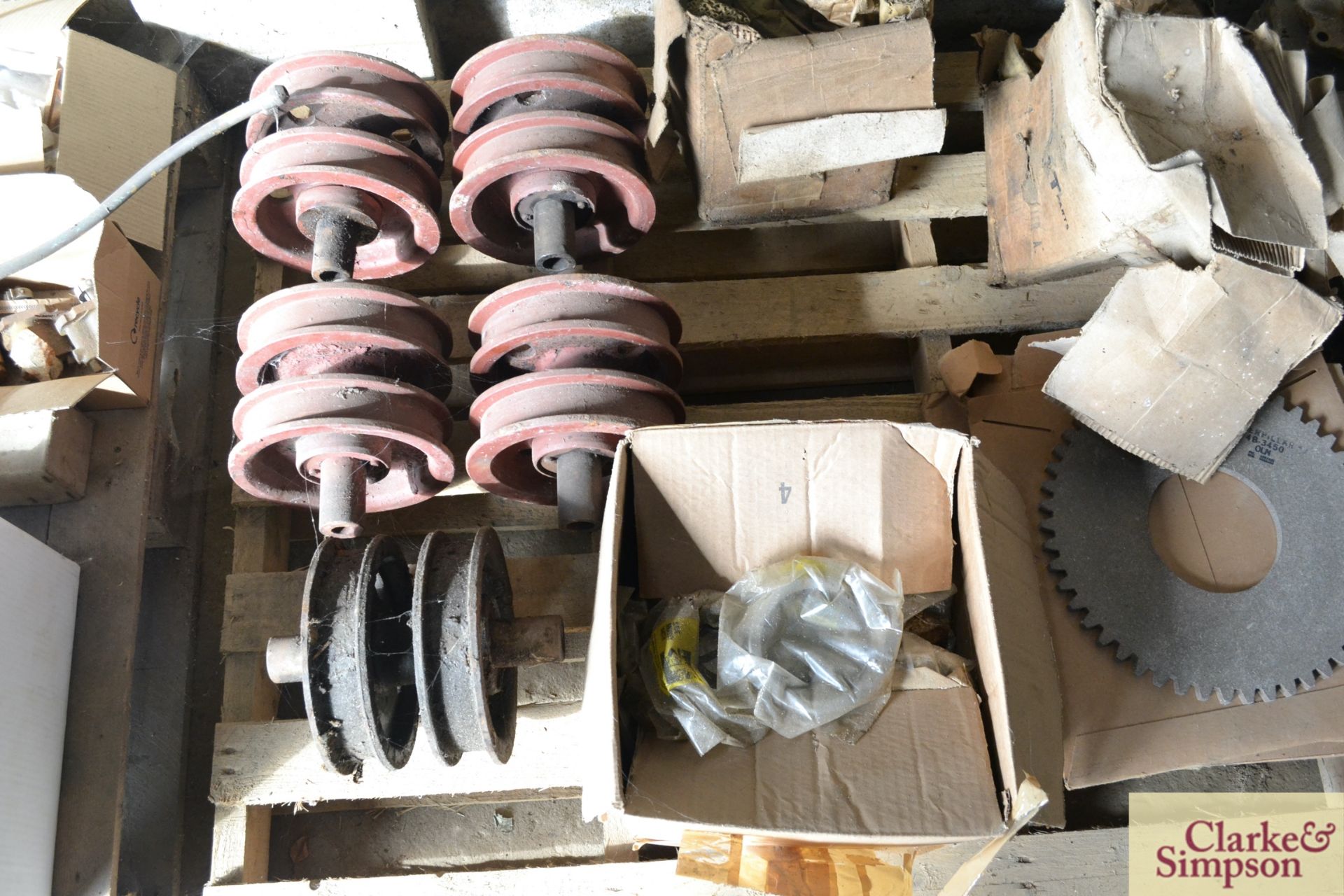 A quantity of unused Caterpillar D2 Spares. To include idlers, clutch plates etc. NO VAT - Image 2 of 3