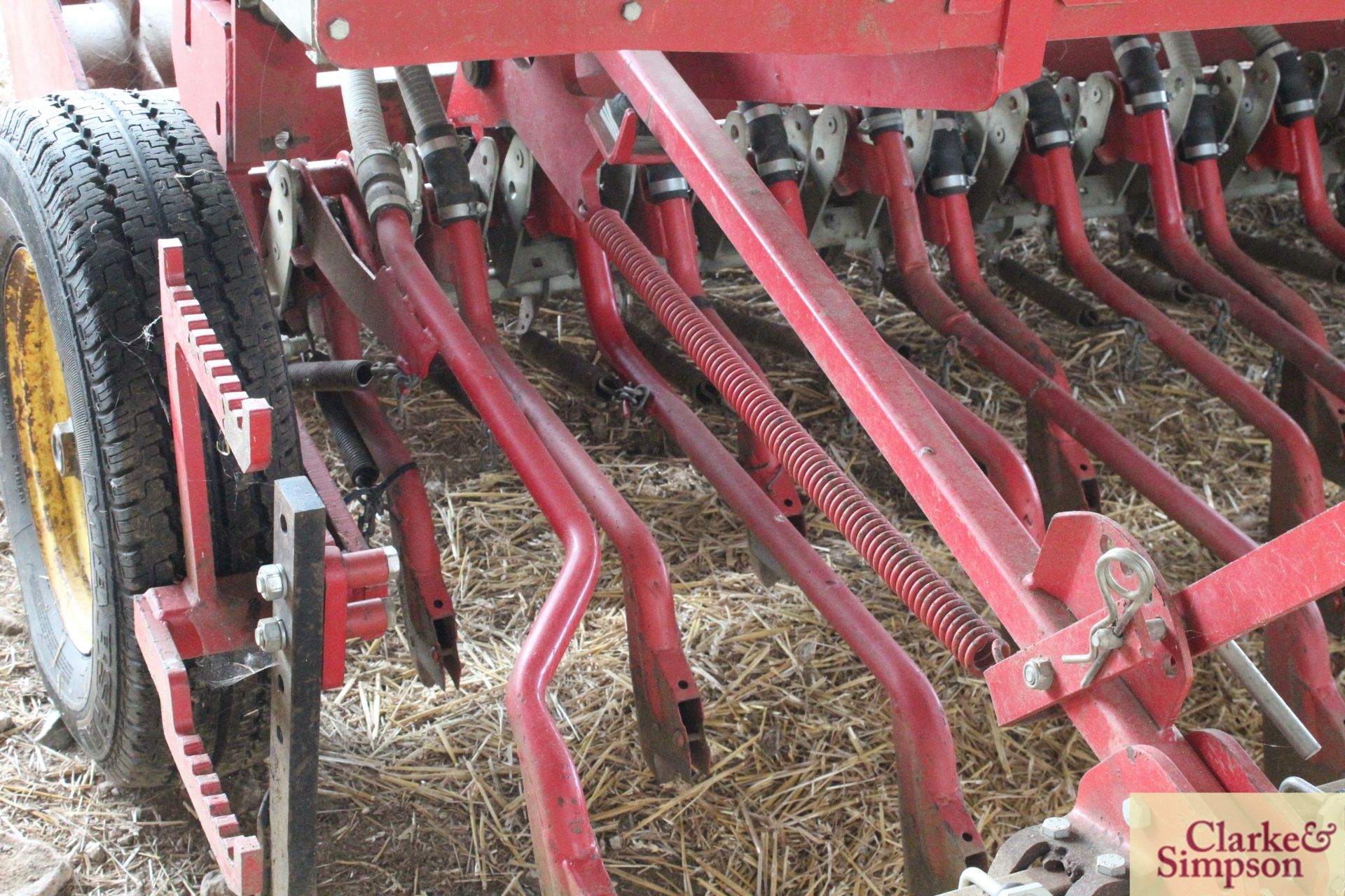 Lely/ Tulip Rotarra 3m power harrow. Serial number/ year to follow. With packer. Piggy backed with - Image 16 of 31