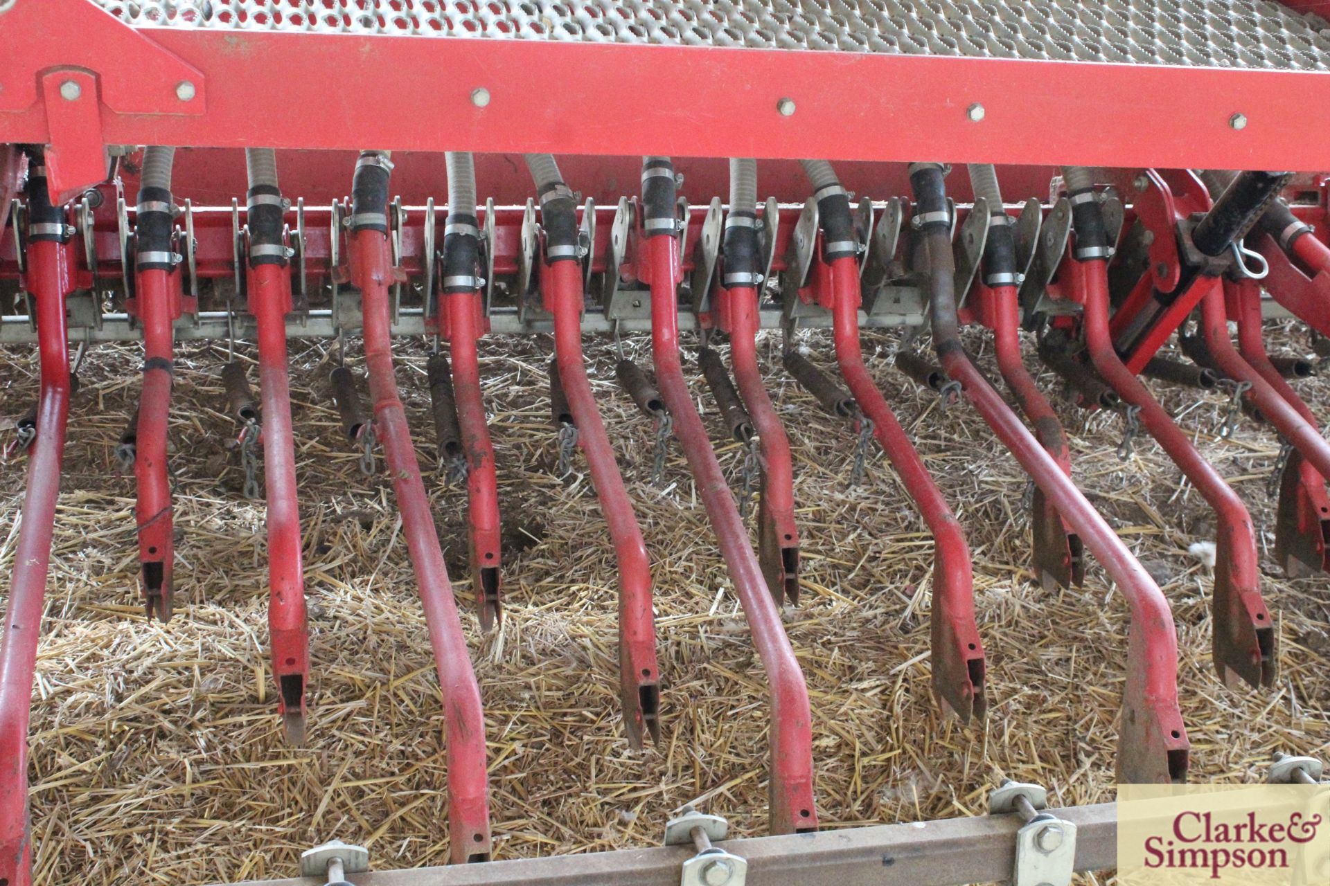 Lely/ Tulip Rotarra 3m power harrow. Serial number/ year to follow. With packer. Piggy backed with - Image 18 of 31