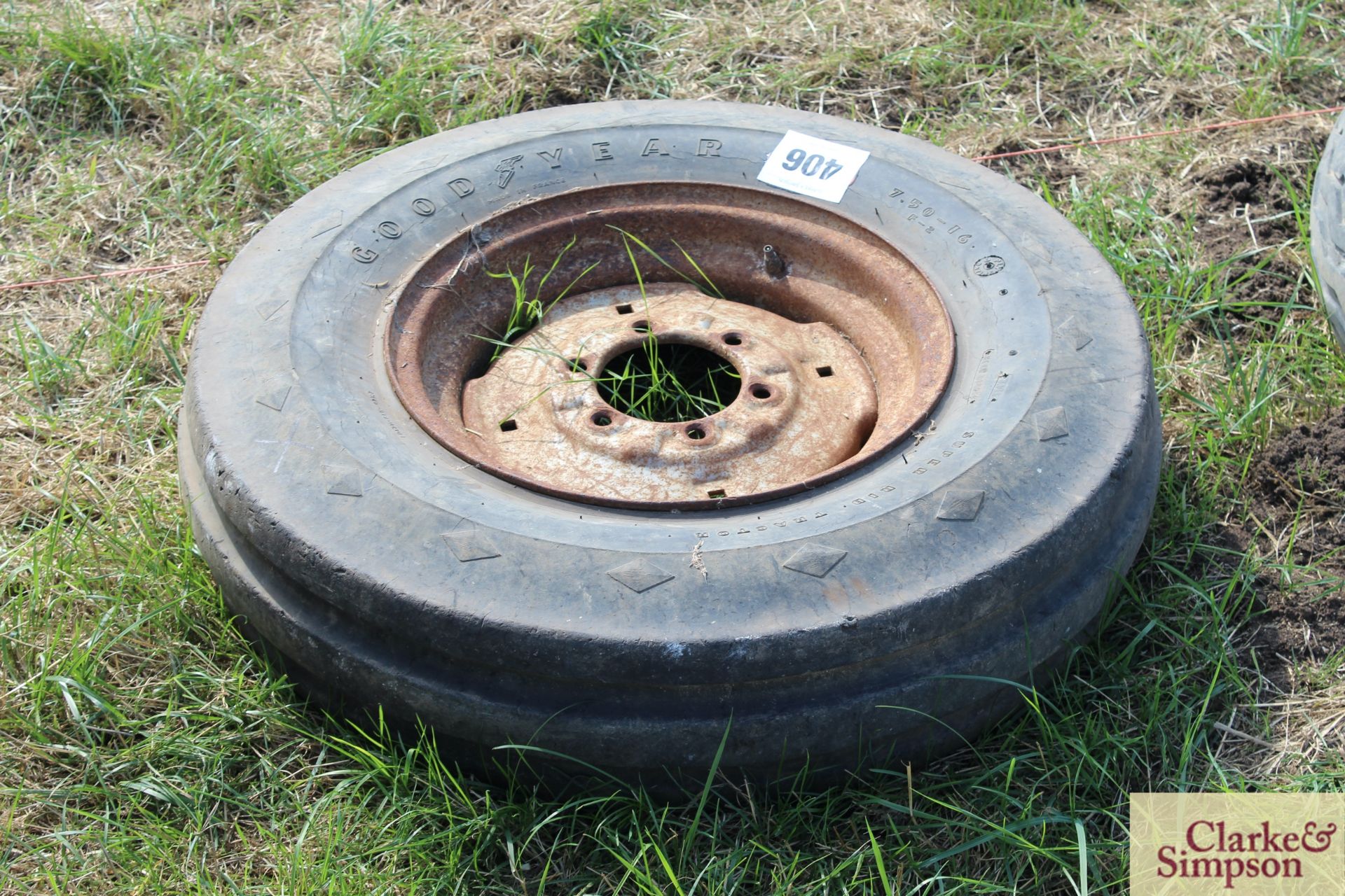 7.50-16 Ferguson front wheel and tyre. - Image 2 of 3