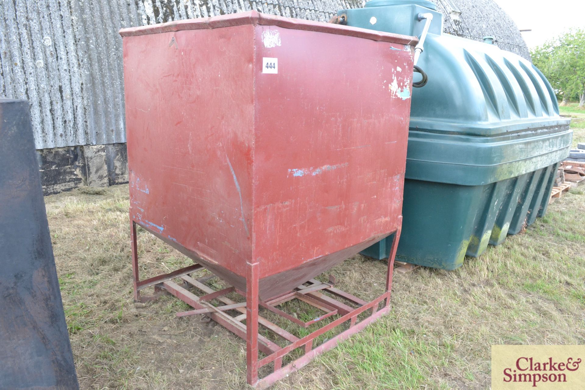 Forklift mounted bottom discharge hopper. - Image 2 of 3