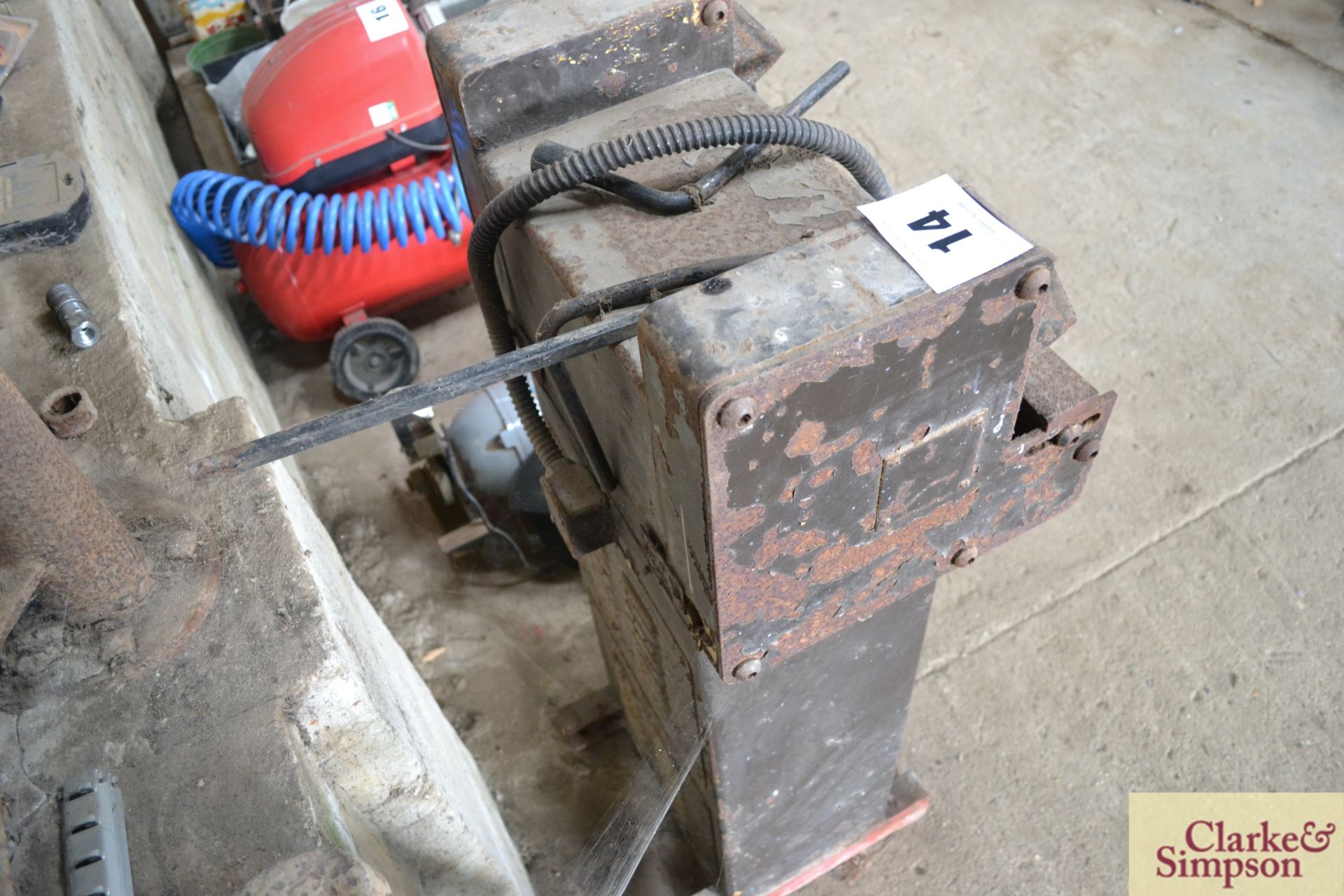 Jones & Clover pedestal bench grinder. - Image 4 of 4