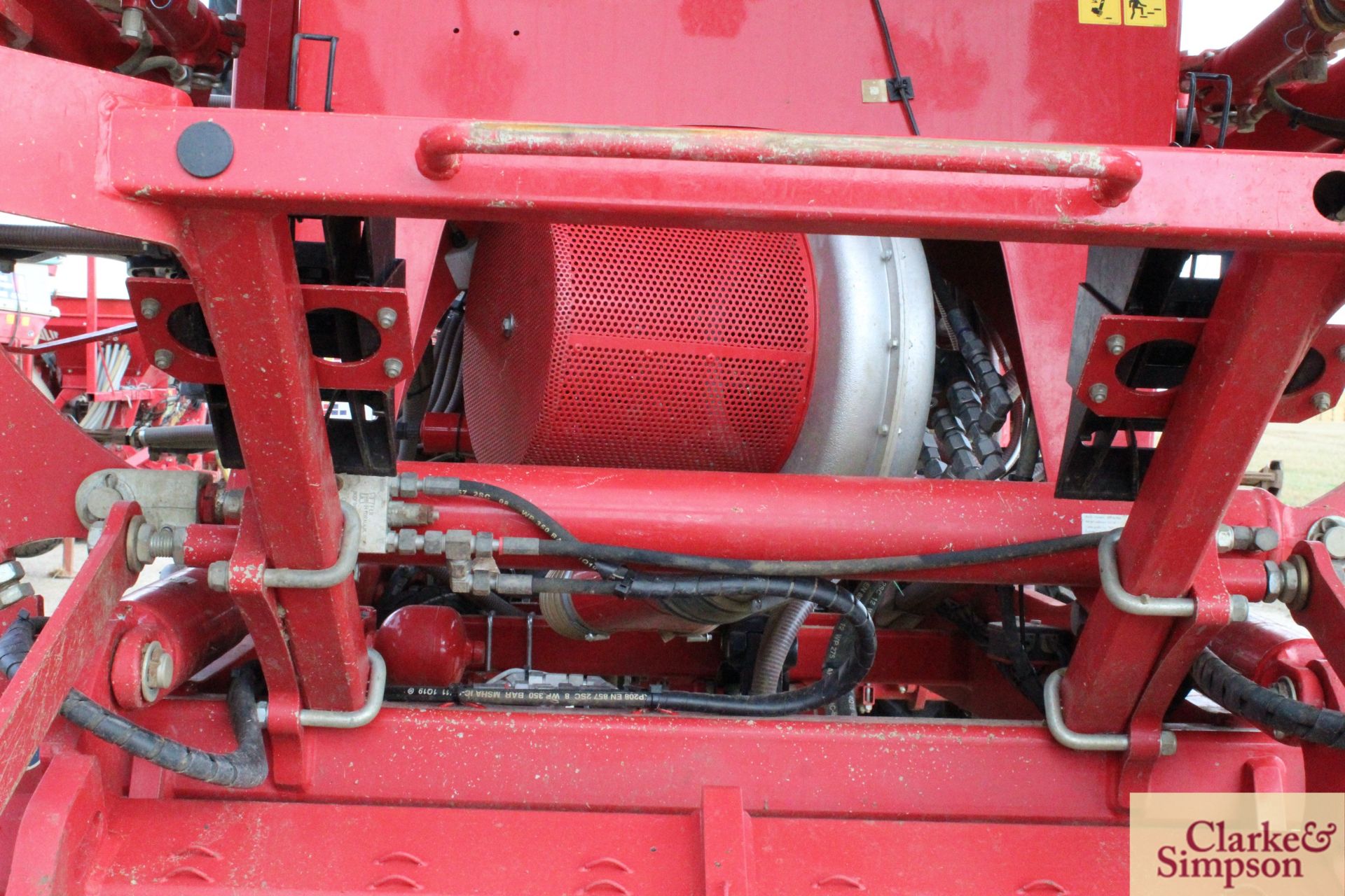 Horsch Sprinter 6ST 6m hydraulic folding trailed drill. 2019. Serial number 31261353. Grain and - Image 30 of 58