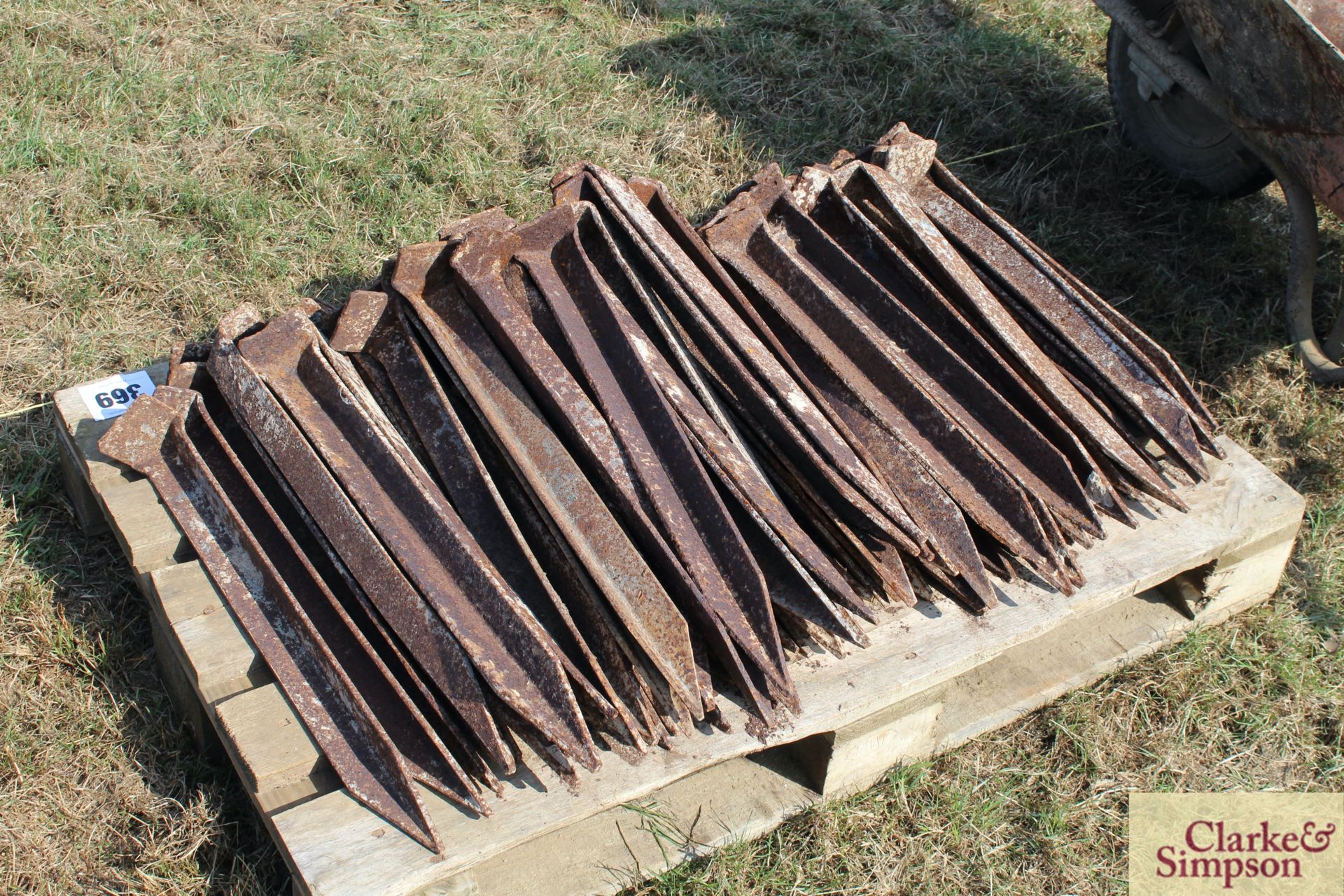 Heavy duty metal stakes, used when pouring concrete on airfield. - Image 4 of 4