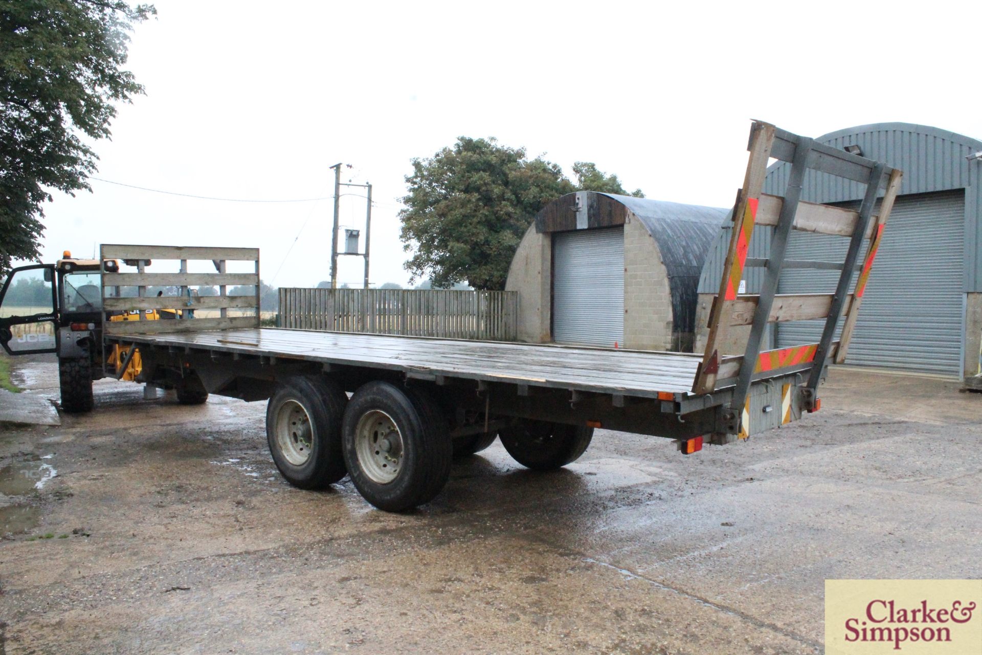 Farm made 27ft twin axle flatbed trailer. Based on Brian Legg 10T tipping trailer chassis. With - Image 3 of 10