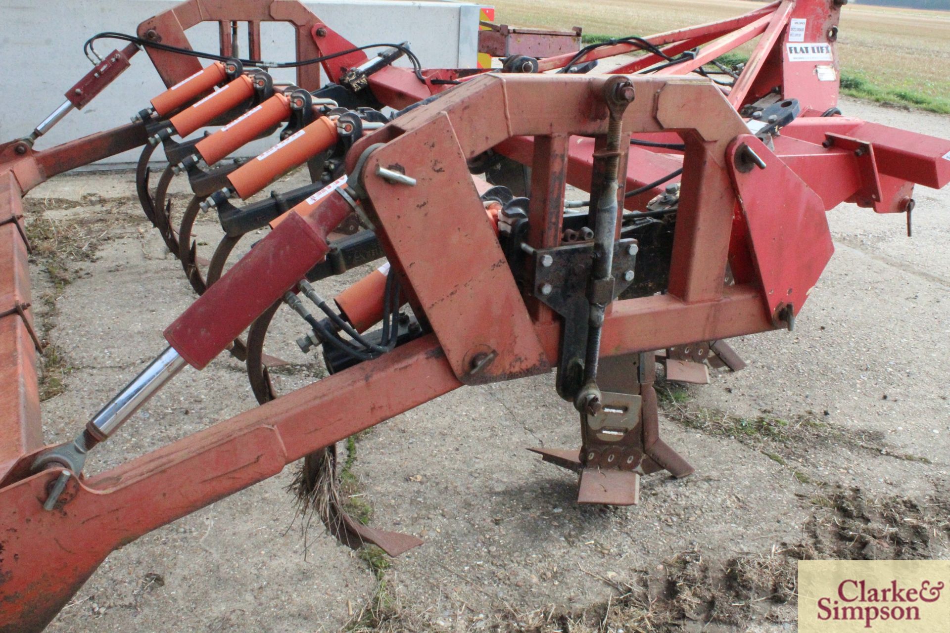 Spaldings Flat Lift FL5 five leg subsoiler. With swivel legs, six sprung loaded winged tines and - Image 15 of 17