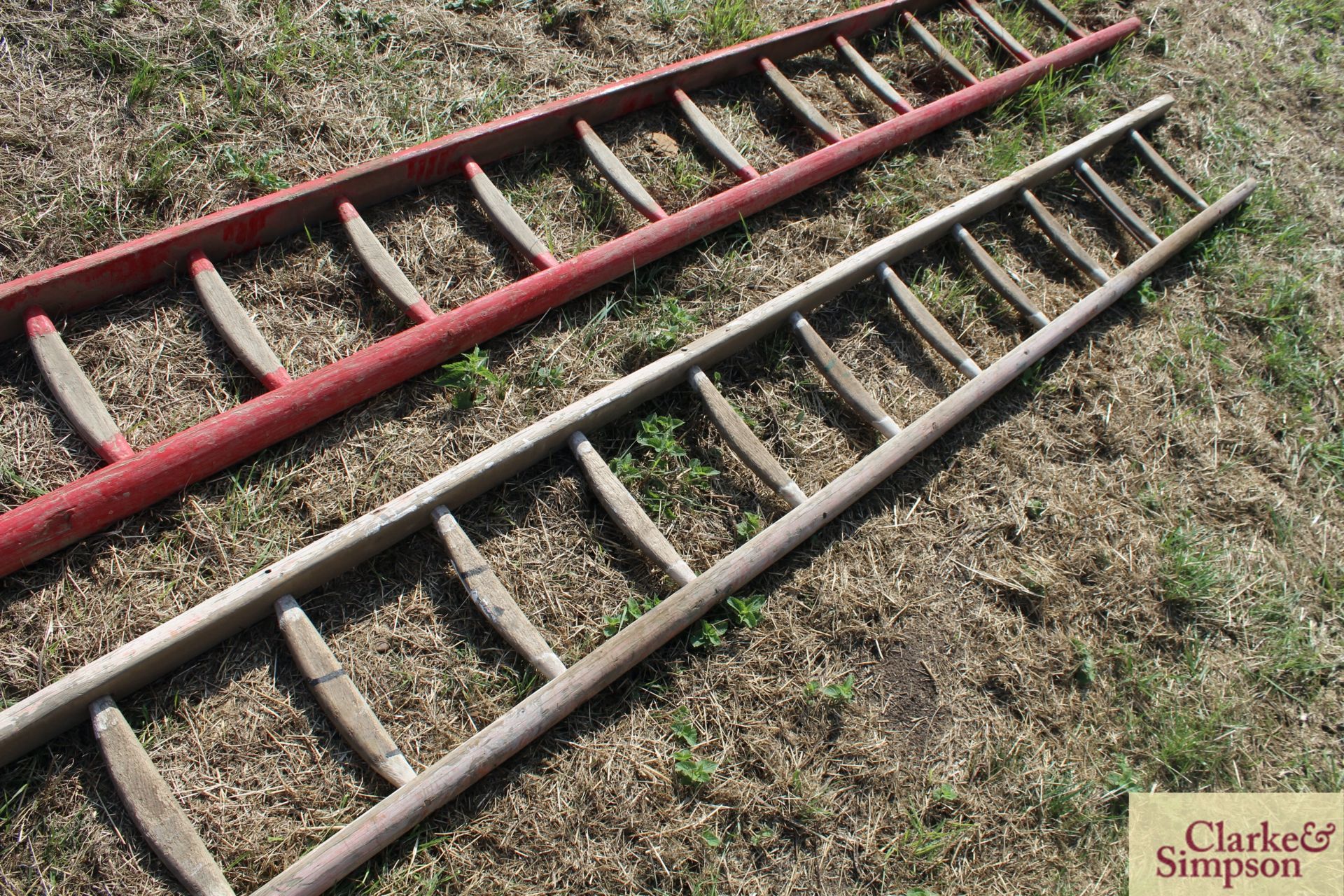 Large wooden thatchers ladder. - Image 6 of 6