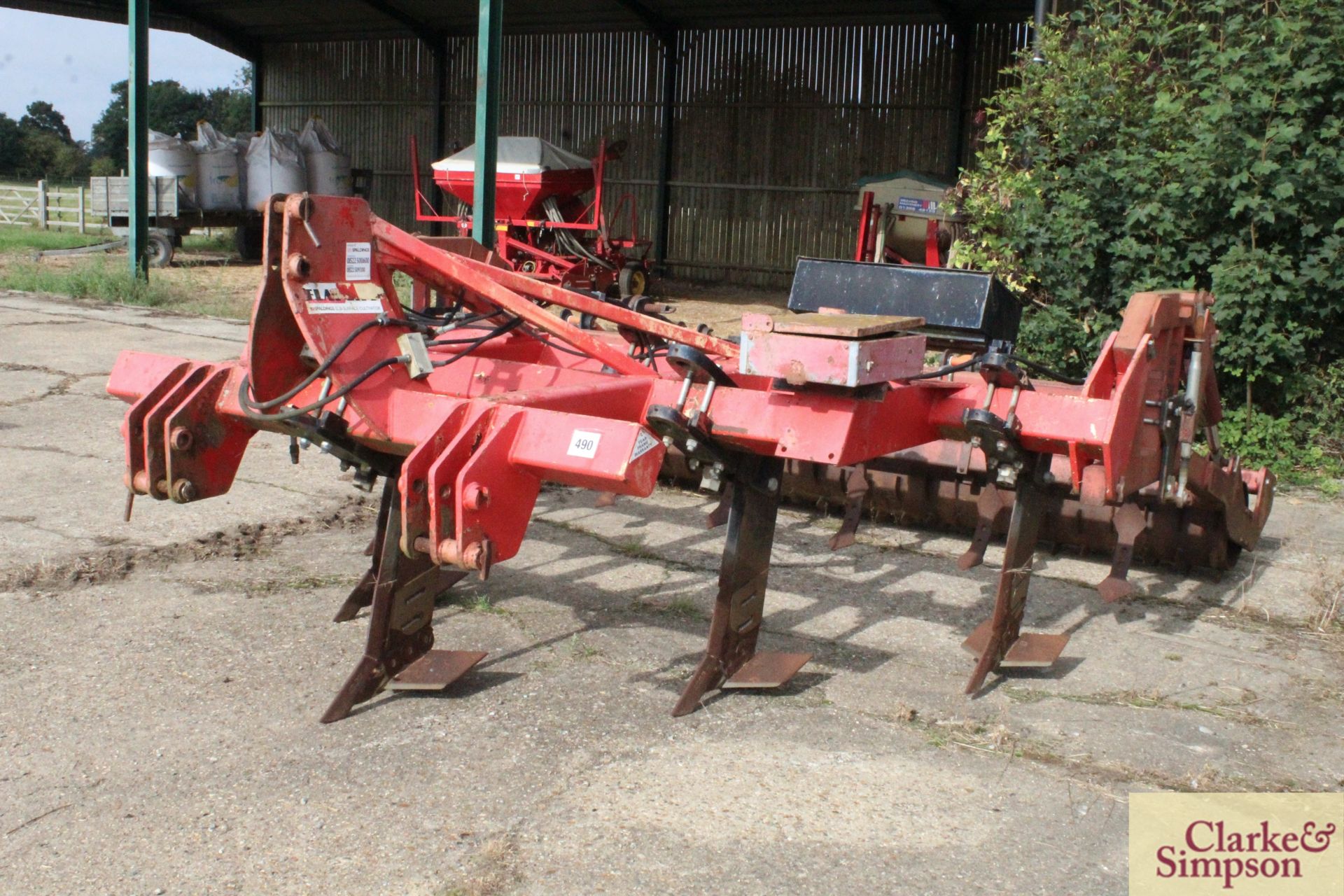 Spaldings Flat Lift FL5 five leg subsoiler. With swivel legs, six sprung loaded winged tines and - Image 2 of 17