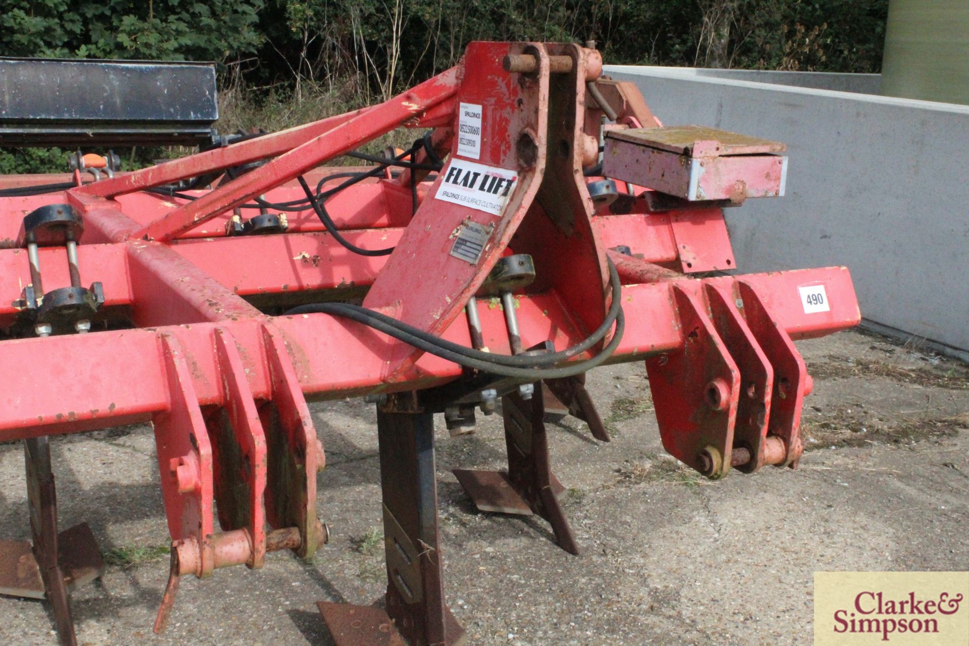Spaldings Flat Lift FL5 five leg subsoiler. With swivel legs, six sprung loaded winged tines and - Image 5 of 17