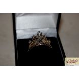 A 925 silver ring in the form of a crown