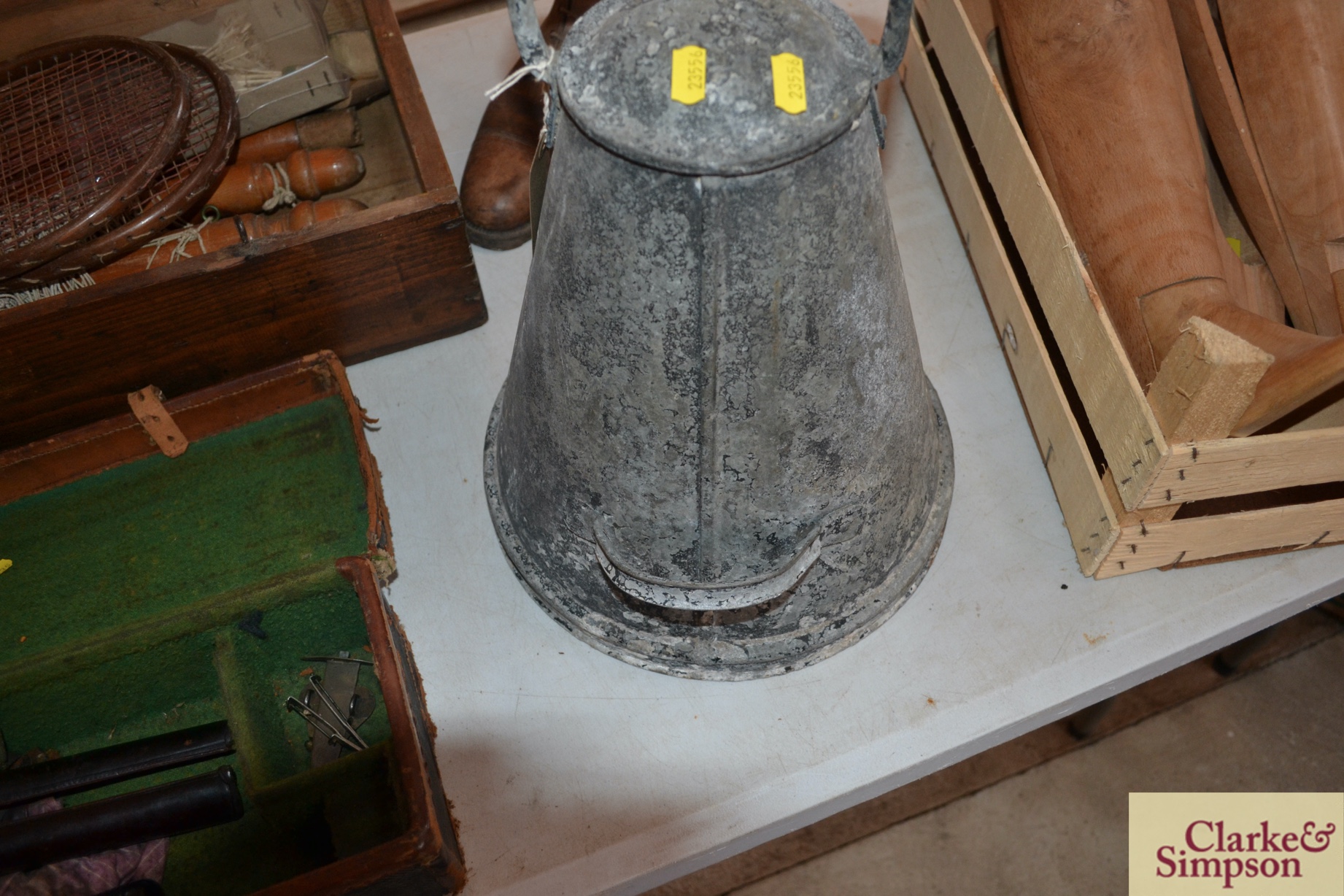 A BR Station water container for platform use - Image 3 of 5